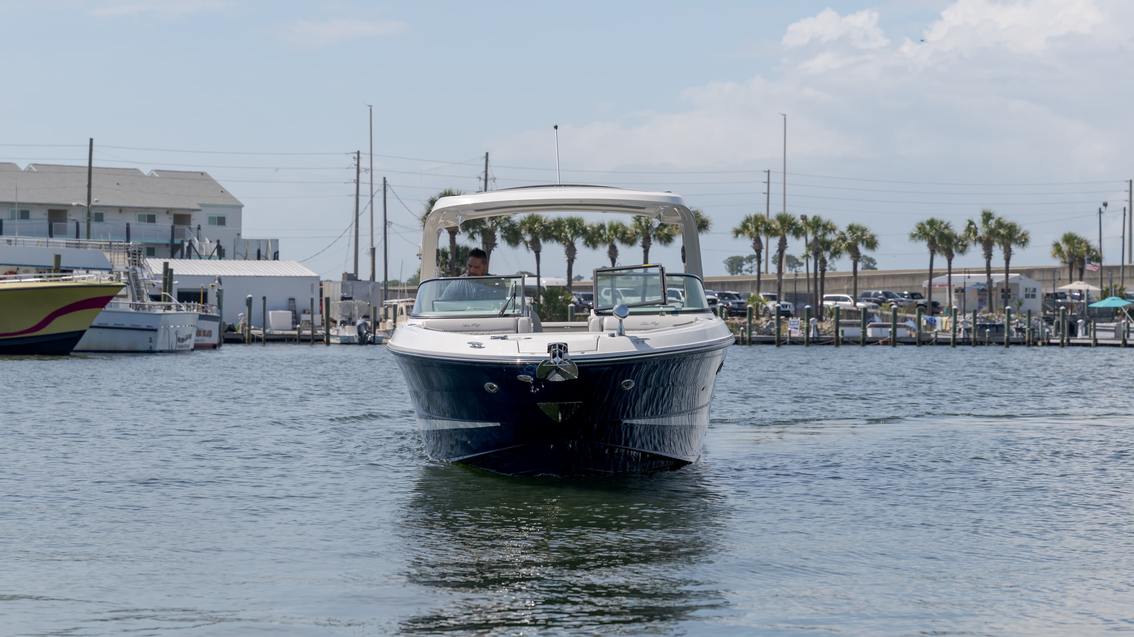 2026 Sea Ray SLX 310 Outboard for Sale in Panama City, FL Bowrider 4