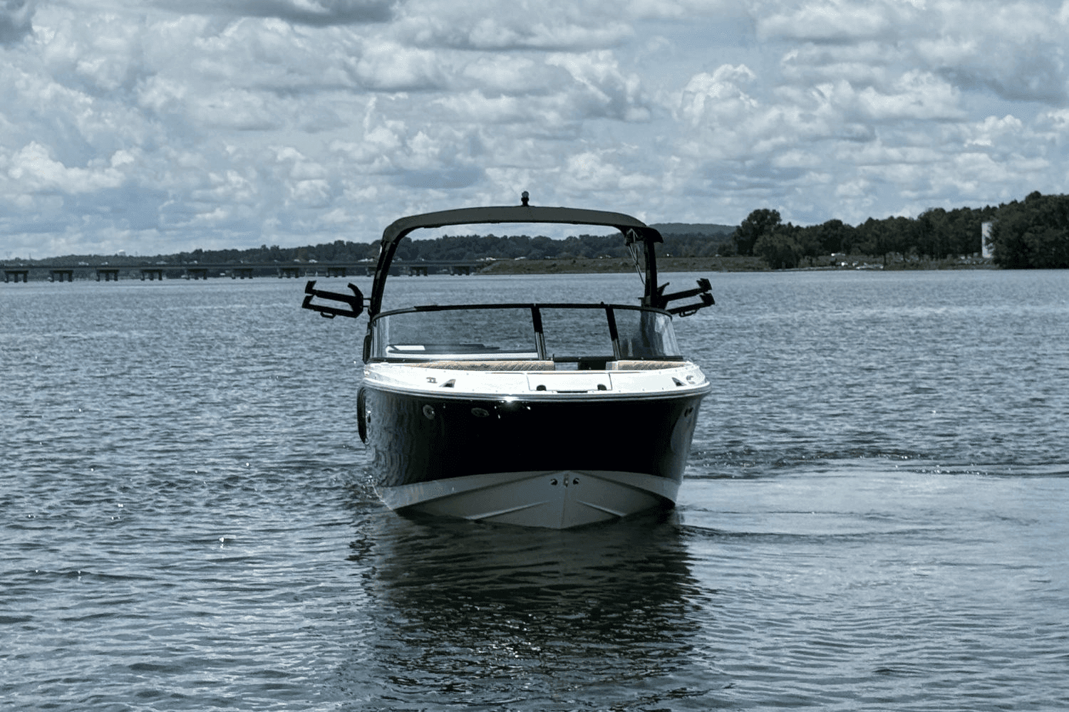2026 Sea Ray SDX 230 Surf for Sale in Lake Wylie, SC Bowrider 4