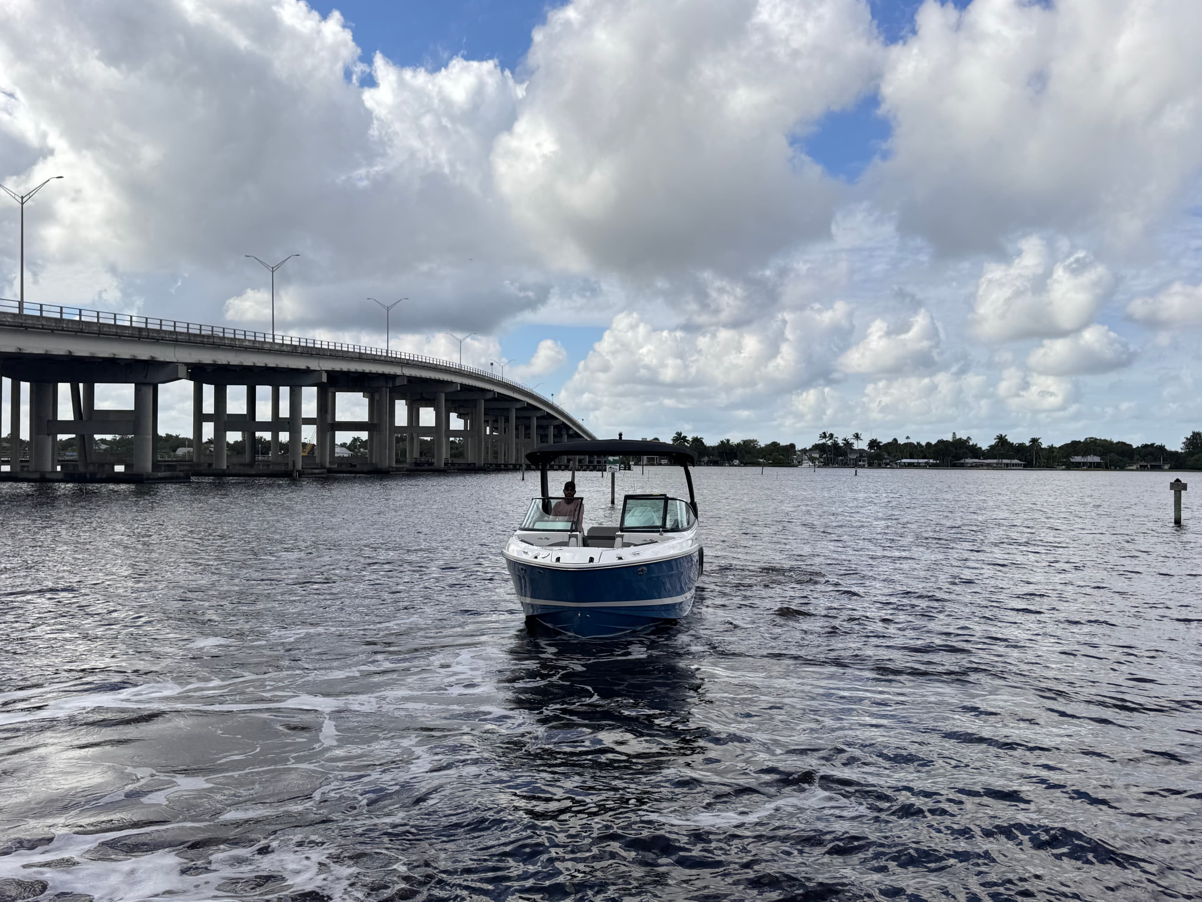2026 Sea Ray SLX 260 Outboard for Sale in Stuart, Florida Bowrider 3