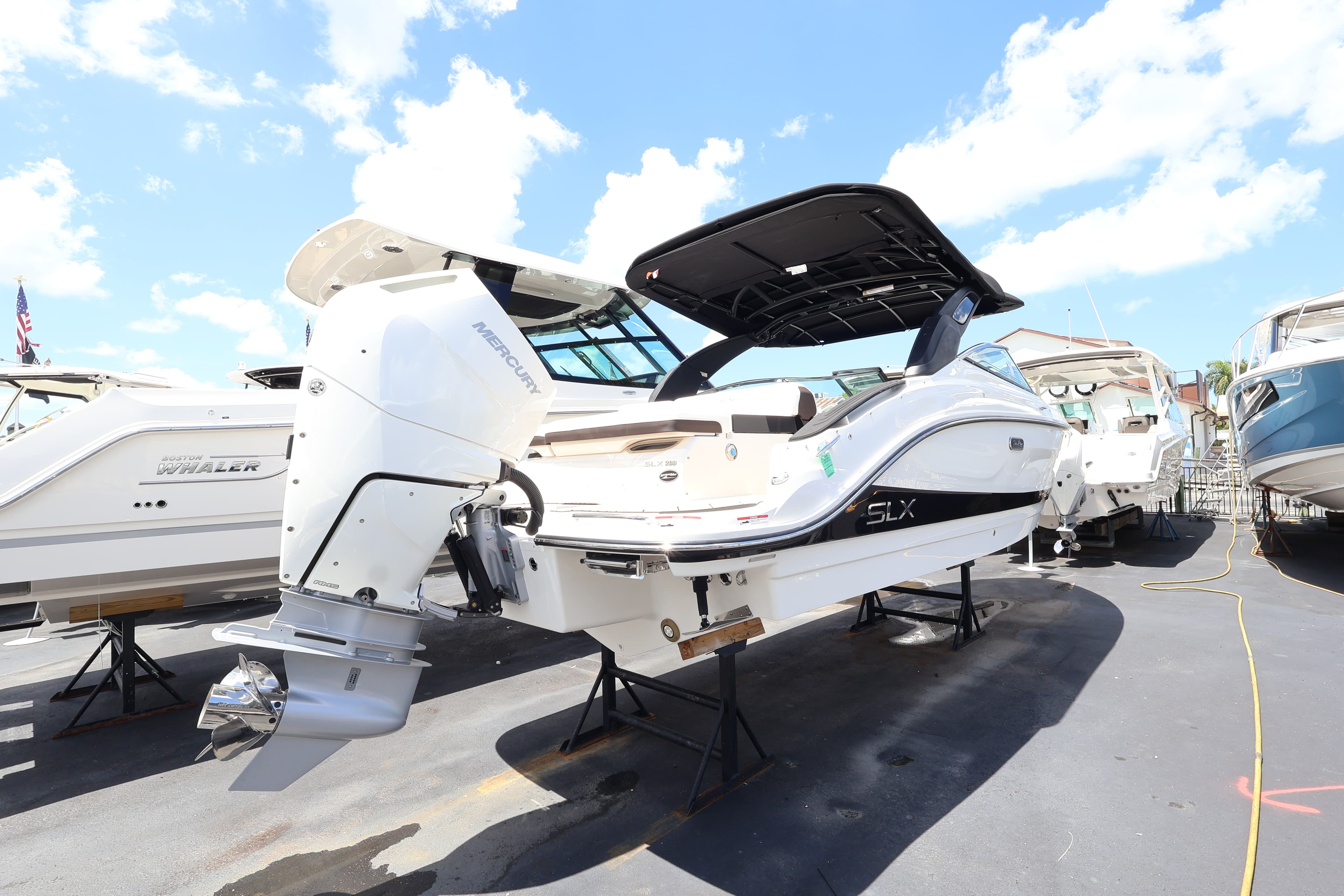 2027 Sea Ray SLX 260 Outboard for Sale in Naples, Florida Bowrider 3