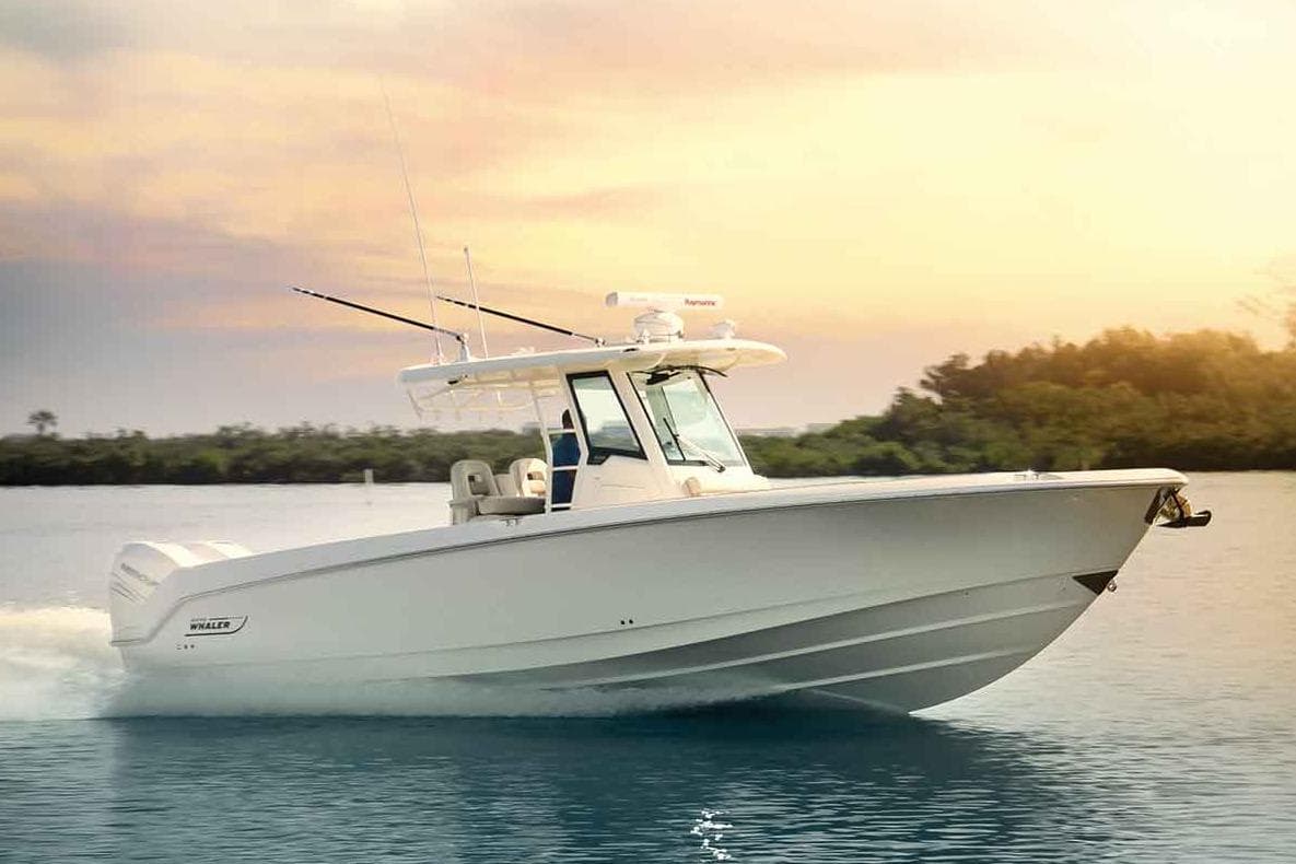 2027 Boston Whaler 330 Outrage for Sale in Pompano Beach, Florida Center Console 3