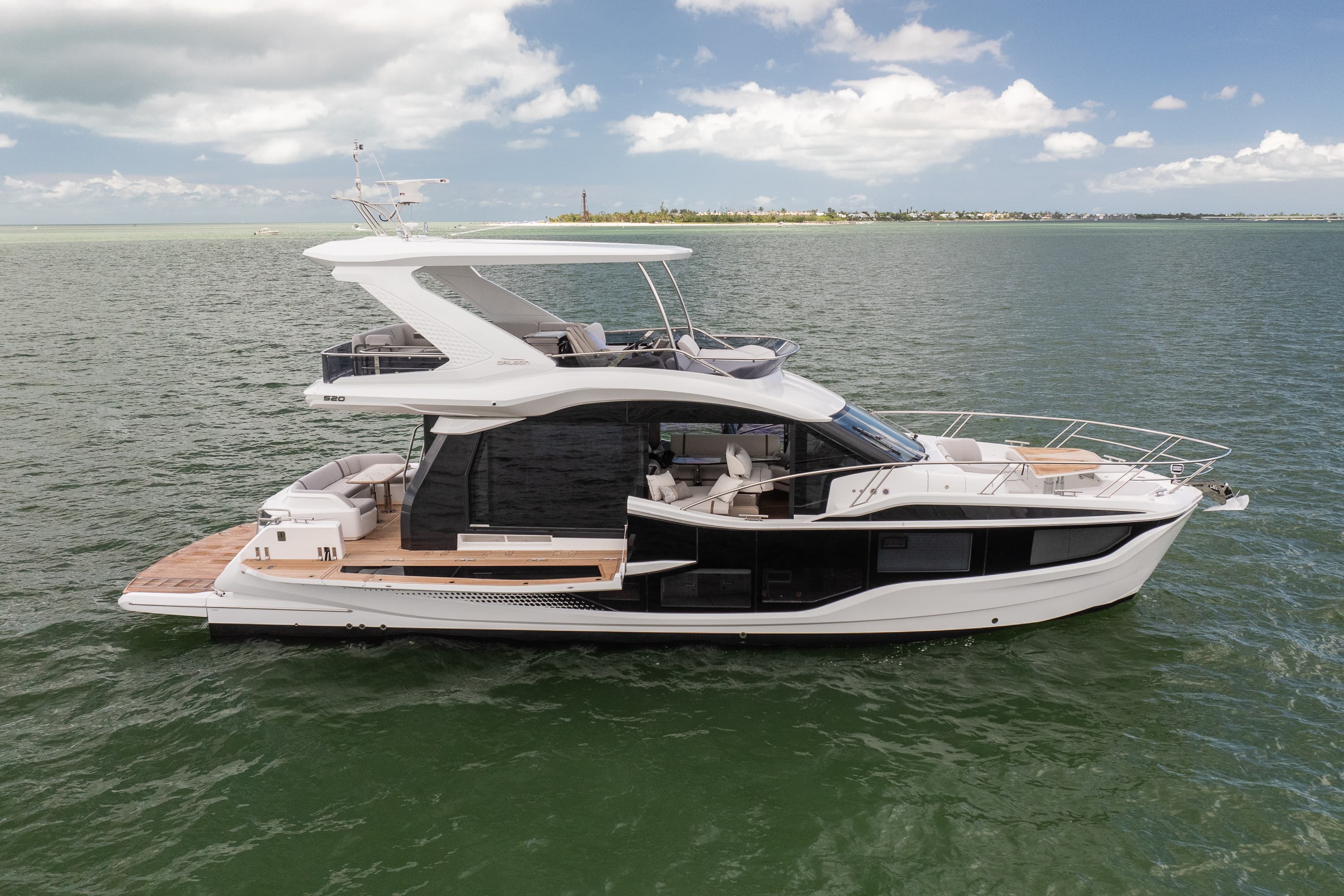 2027 Galeon Yachts 520 Fly for Sale in Fort Myers, FL Flybridge 5