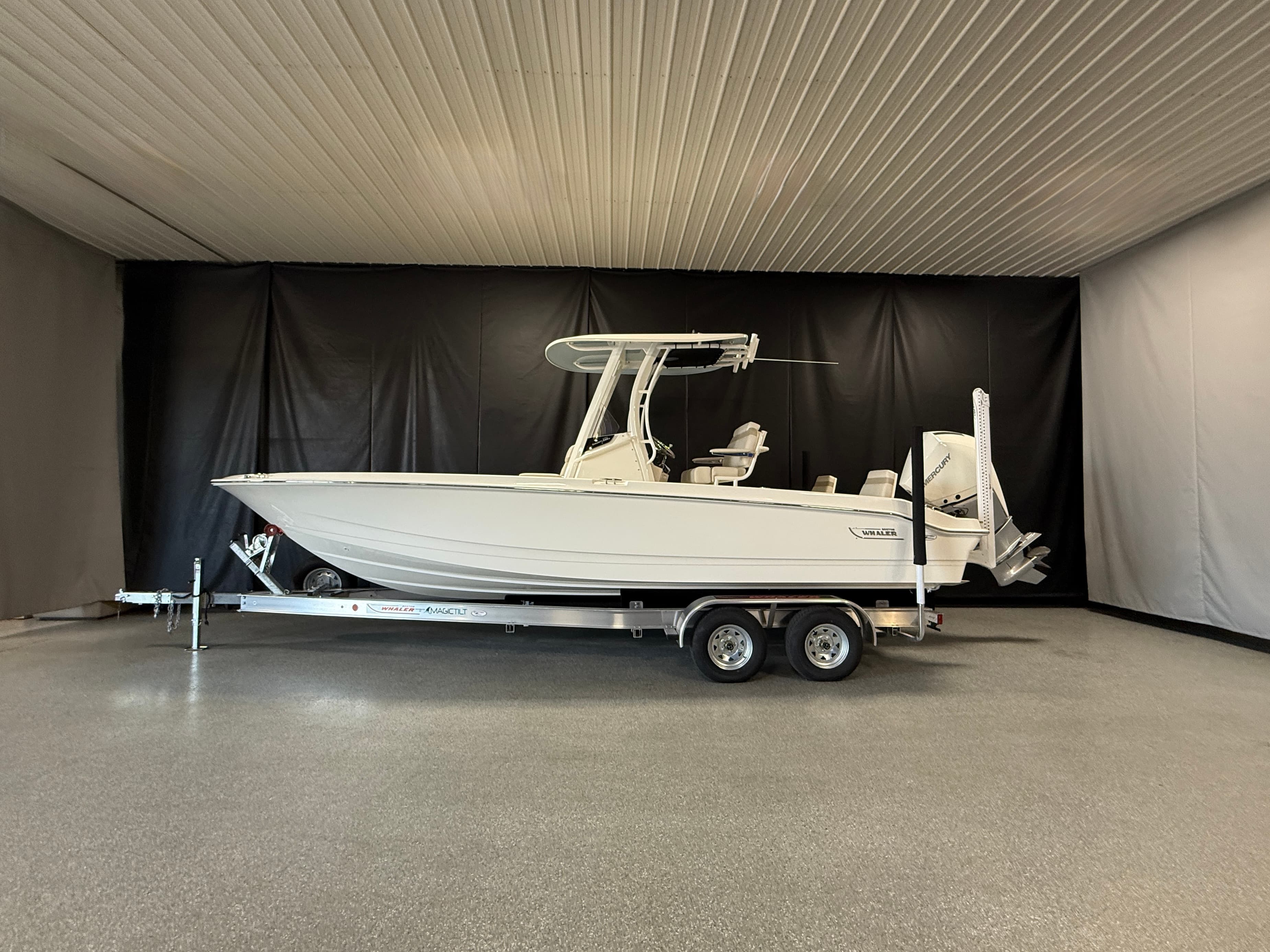 2026 Boston Whaler 250 Dauntless for Sale in Crosslake, Minnesota Center Console 3