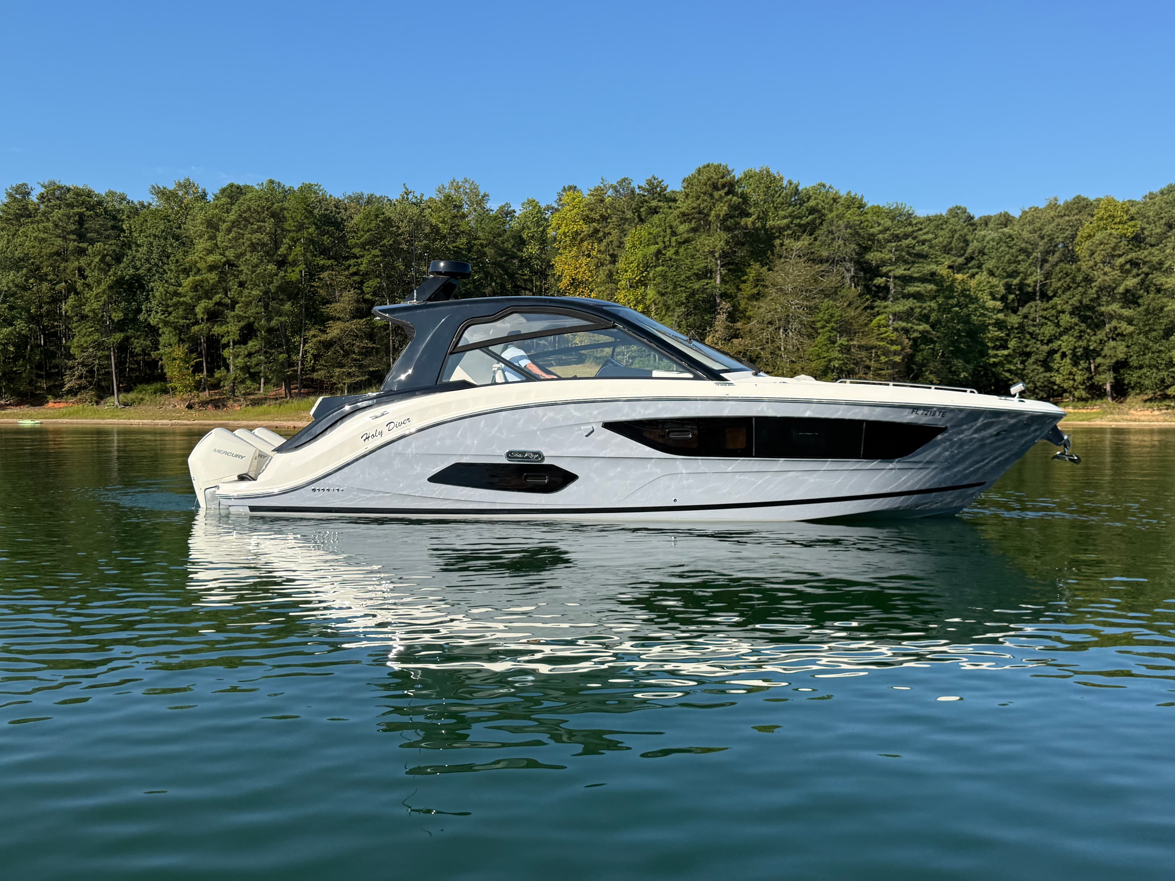 2022 Sea Ray Sundancer 370 Outboard for Sale in Cumming, GA Bowrider