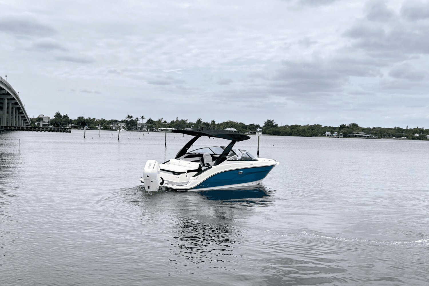 2026 Sea Ray SLX 260 Outboard for Sale in Stuart, Florida Bowrider 3