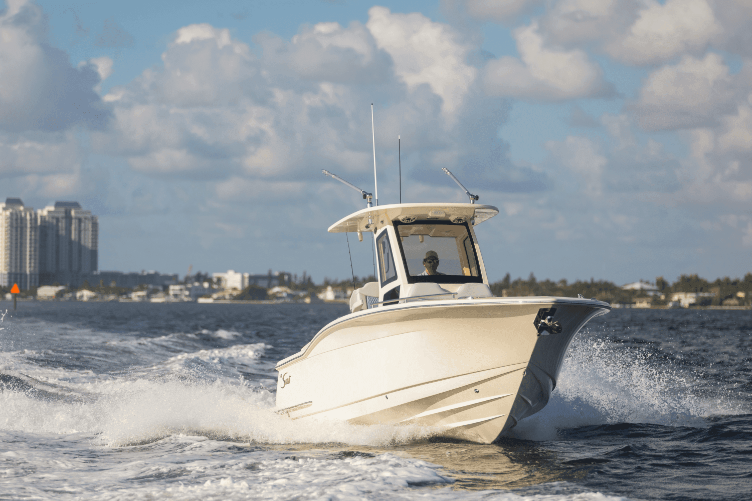 2027 Scout Boats 260 LXF for Sale in Somers Point, New Jersey Center Console 4