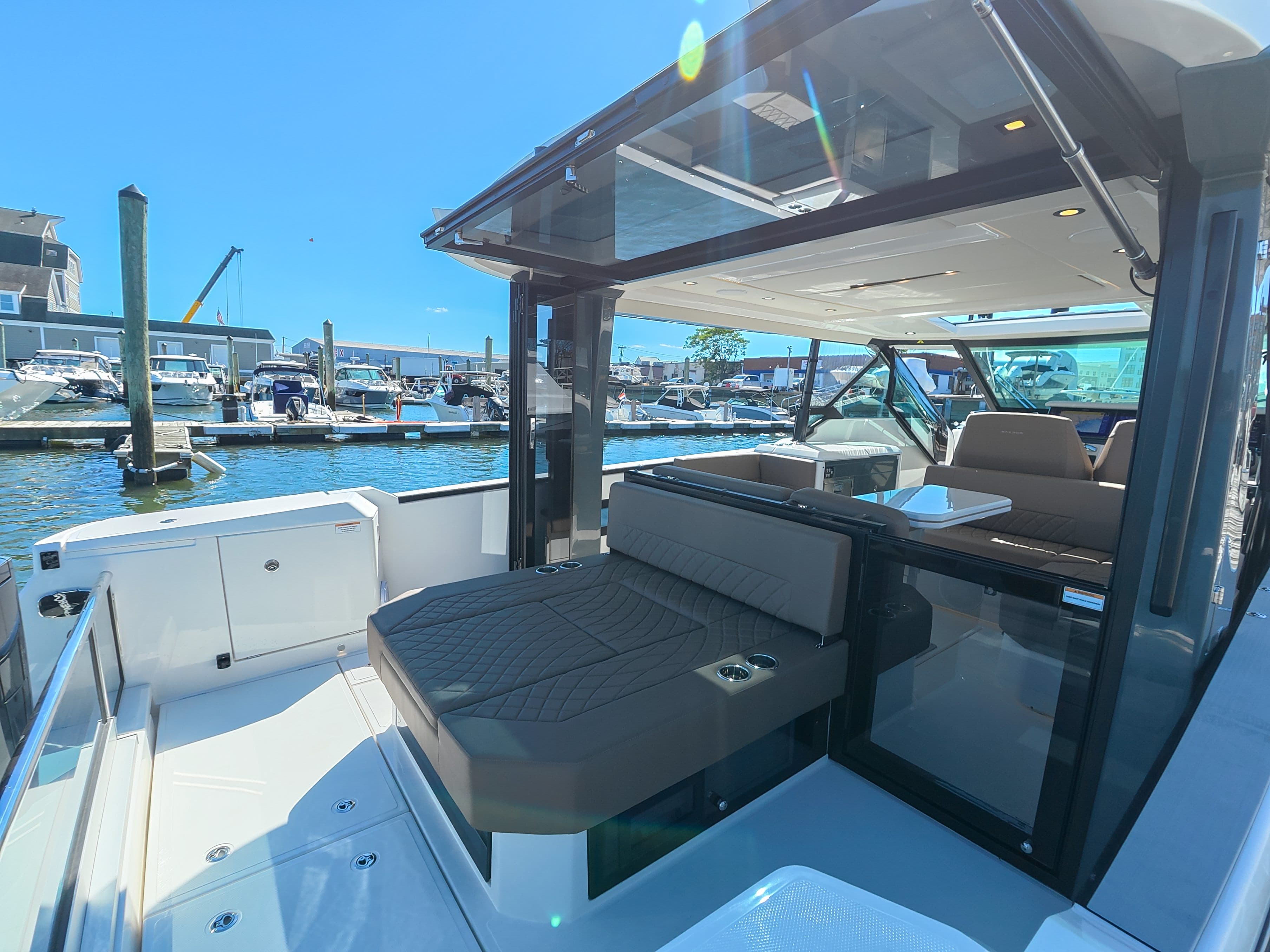 2027 Saxdor 400 GTO for Sale in Norwalk, Connecticut Express Cruiser 5