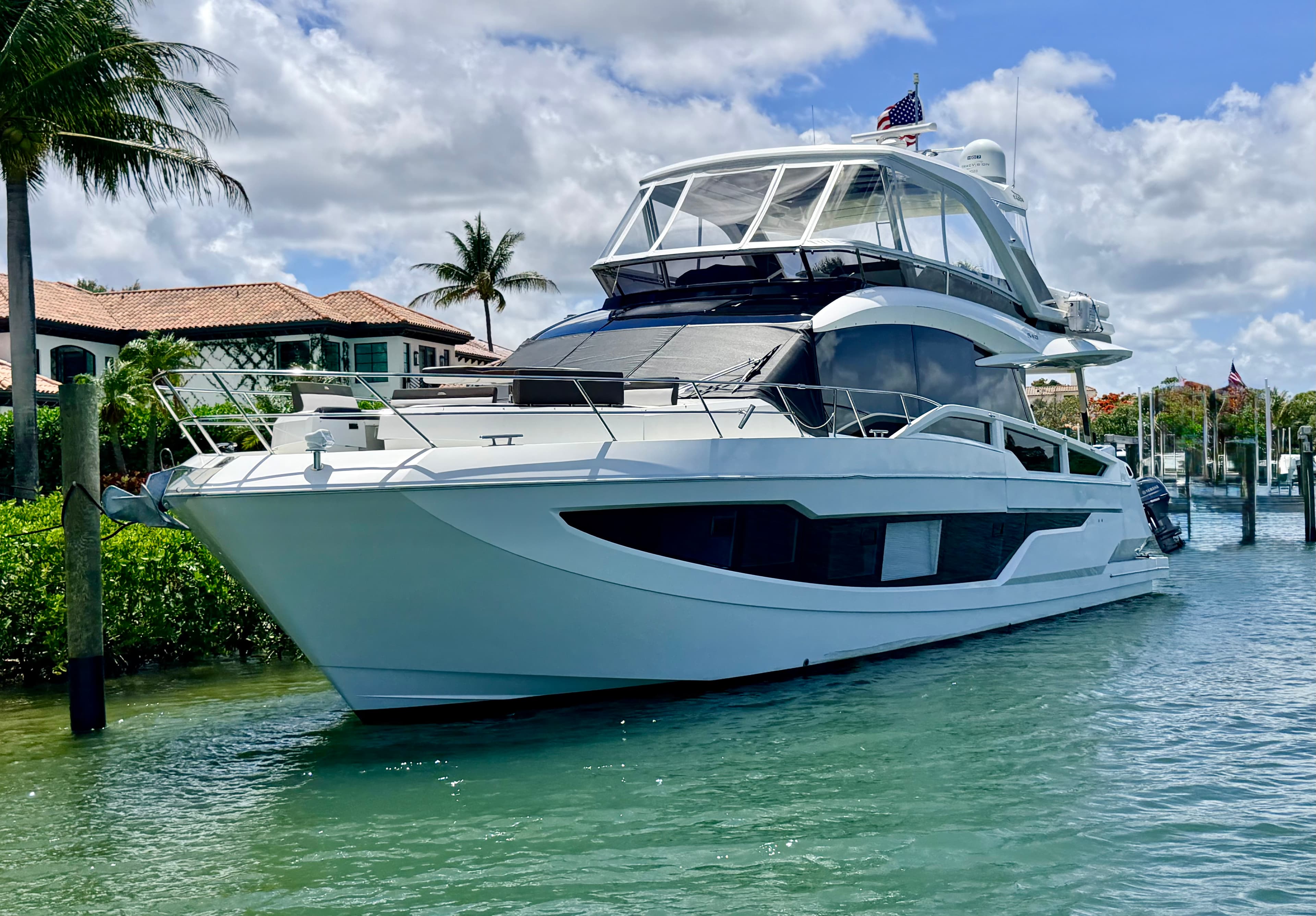 2019 Galeon Yachts 640 Fly for Sale in Jupiter, FL Flybridge 3