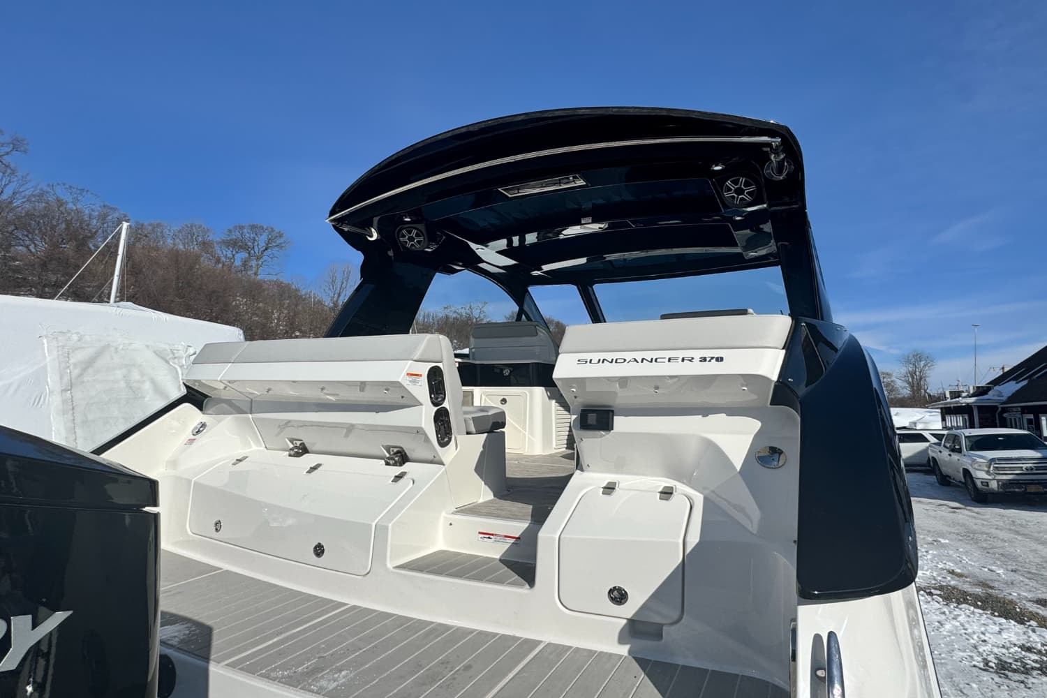 2026 Sea Ray Sundancer 370 Outboard for Sale in Huntington, NY Bowrider 5