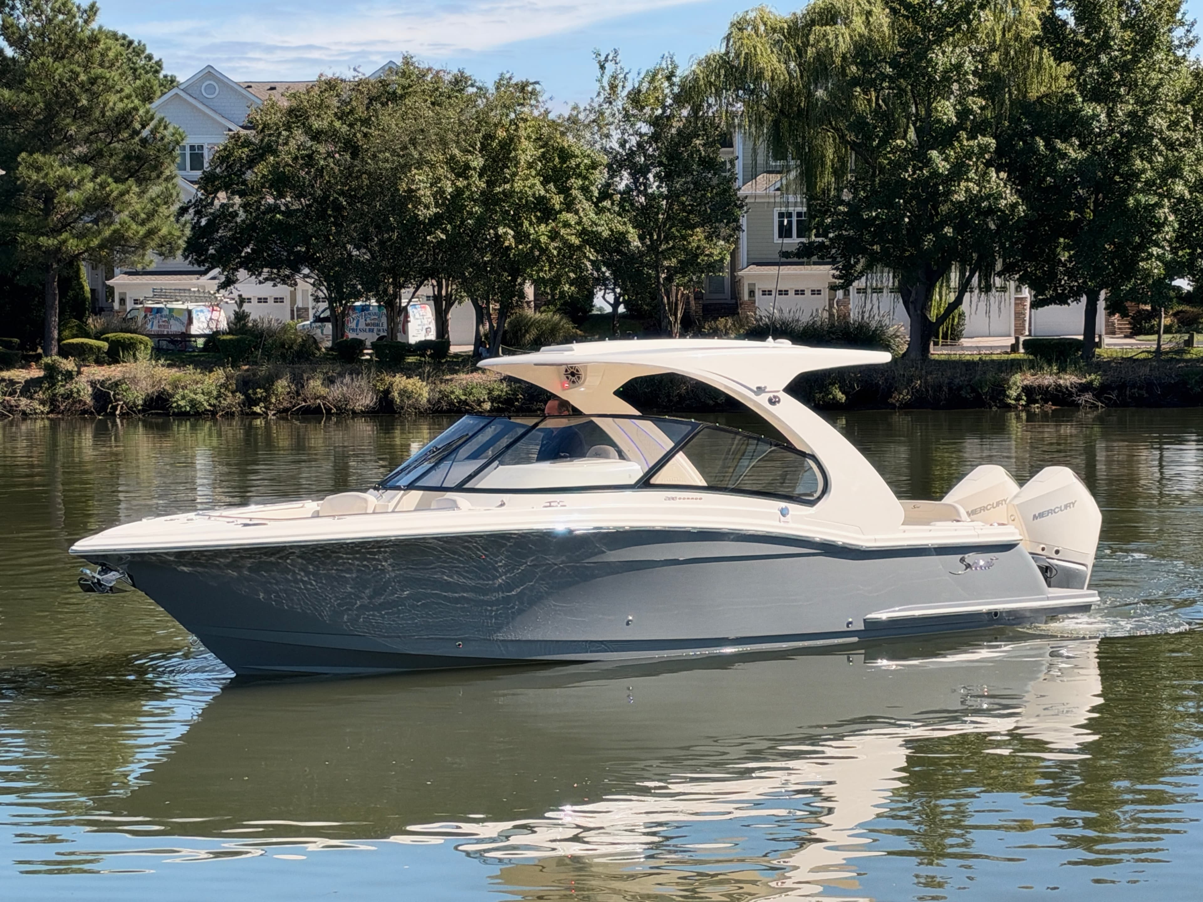 2027 Scout Boats 288 Dorado for Sale in Grasonville, MD Dual Console 5