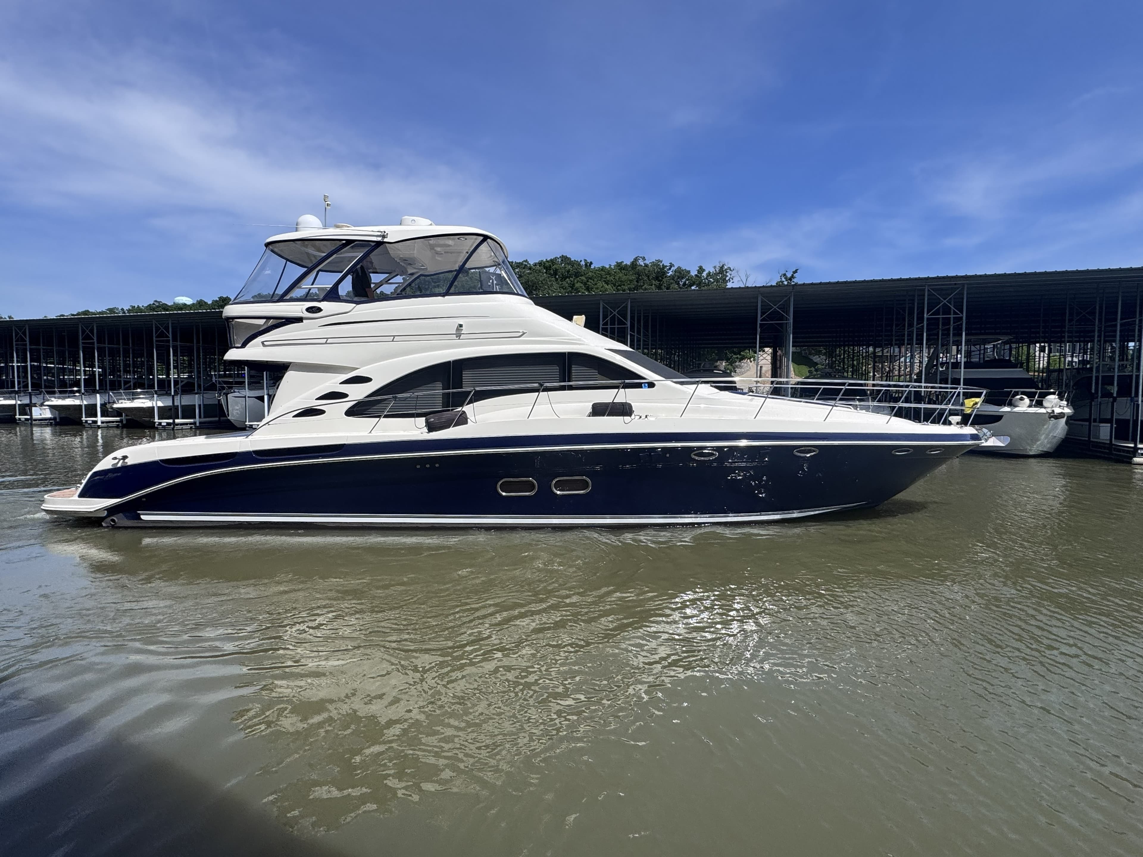 2005 Sea Ray 550 Sedan Bridge for Sale in Lake Ozark, MO Flybridge 2