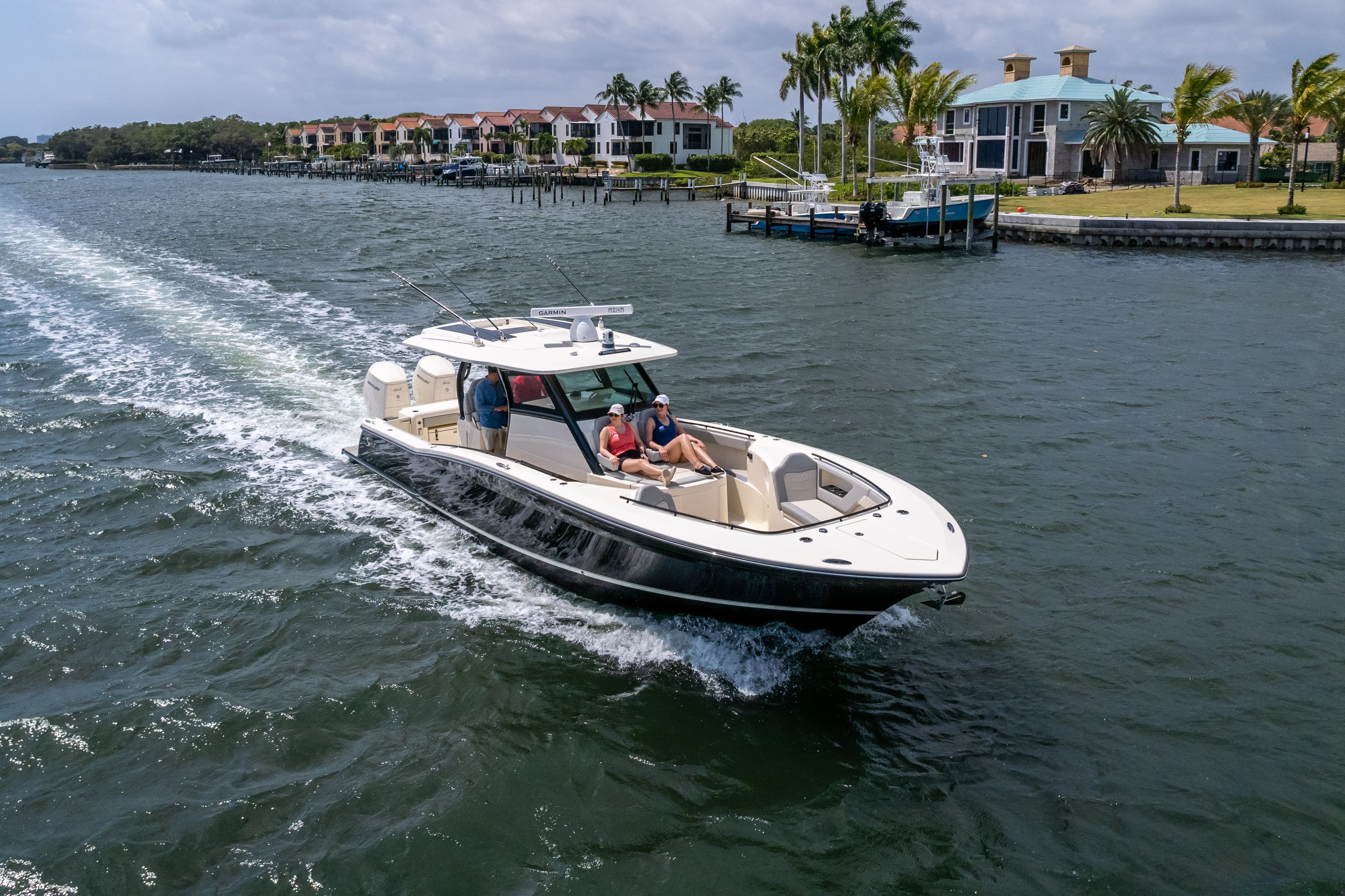 2025 Scout Boats 377LXF for Sale in Jupiter, Florida Center Console