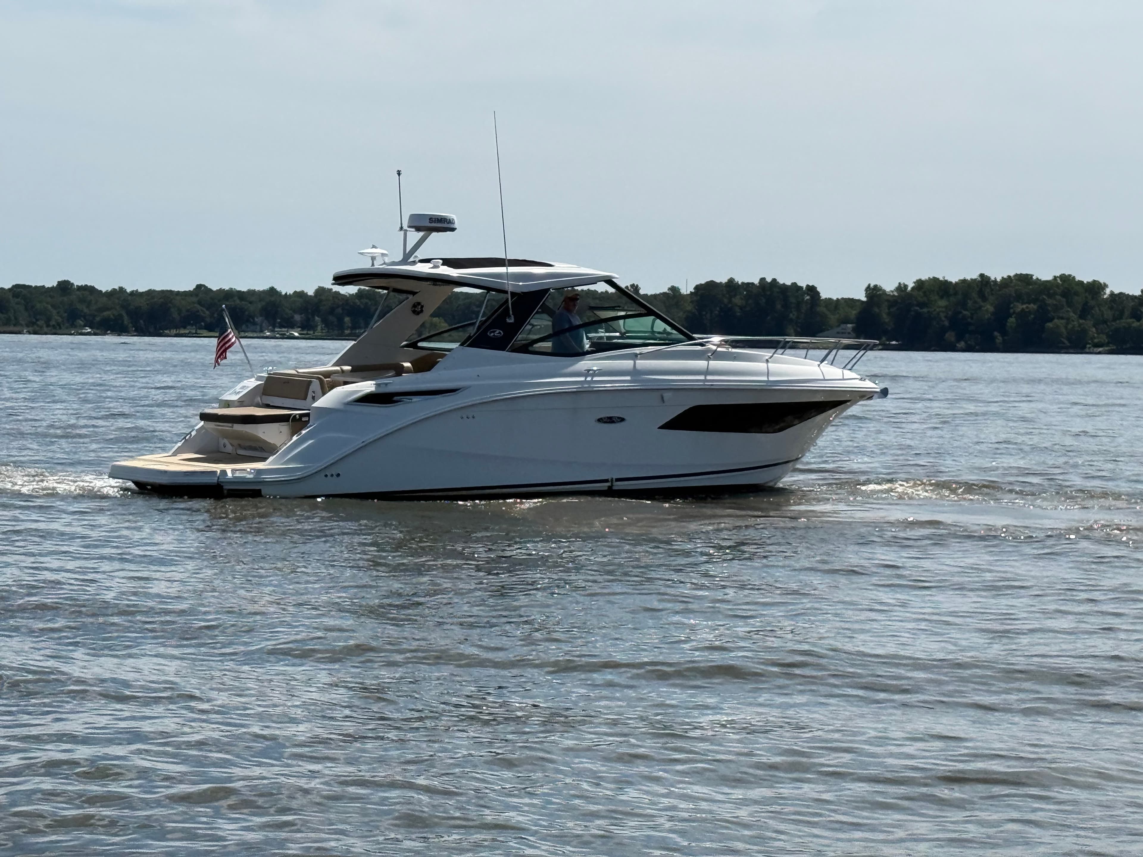2019 Sea Ray Sundancer 320 for Sale in Chesapeake City, MD Express Cruiser