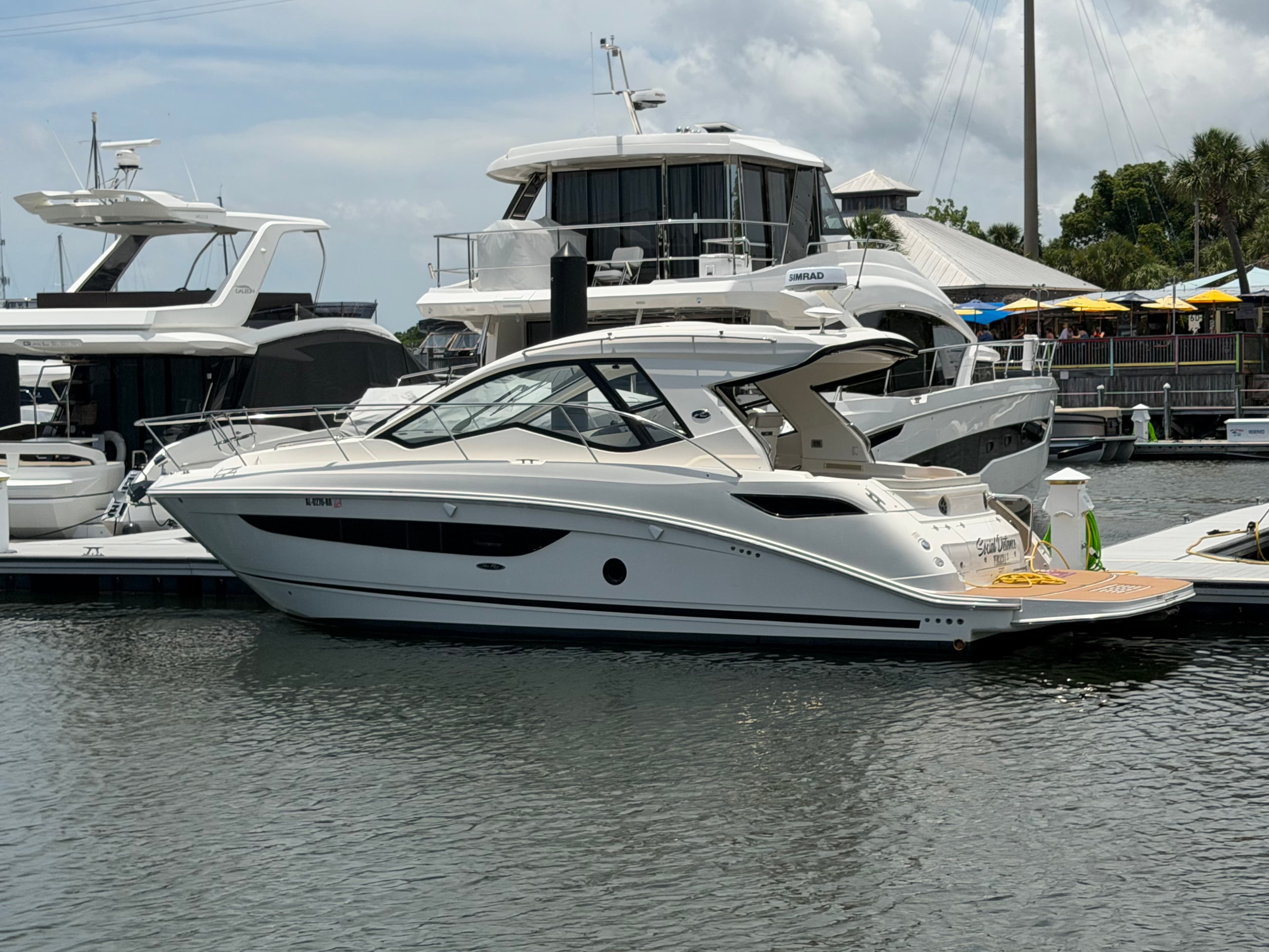 2019 Sea Ray Sundancer 350 Coupe for Sale in Pensacola, Florida Express Cruiser 3