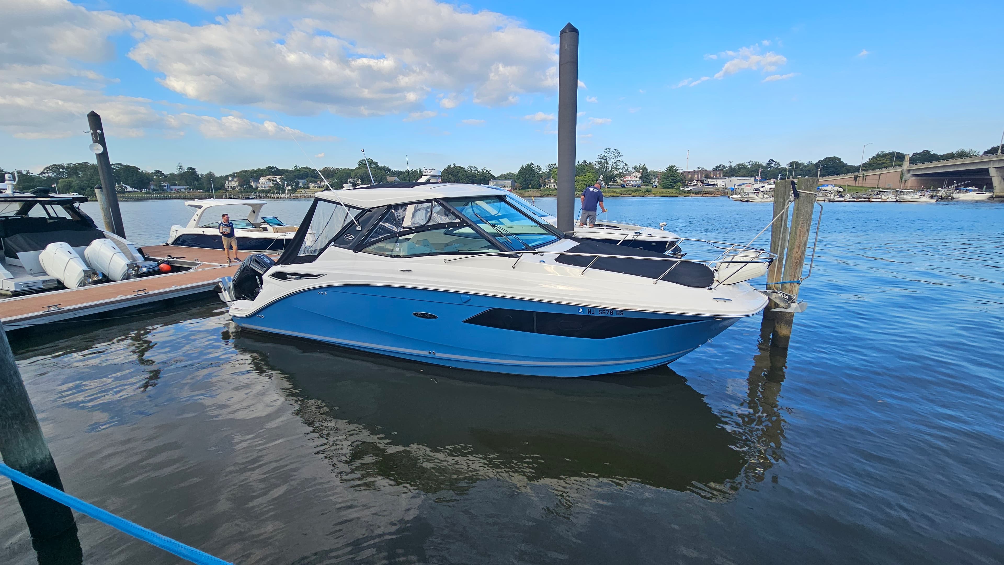 2024 Sea Ray Sundancer 320 Outboard for Sale in Brick Township, New Jersey Express Cruiser