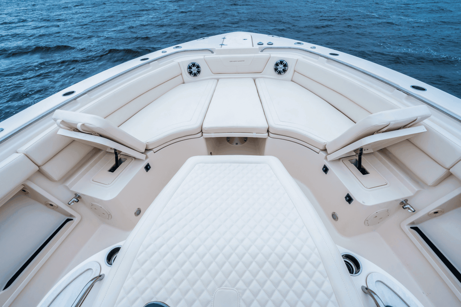 2027 Grady-White Boats Canyon 386 for Sale in Panama City, FL Center Console 3