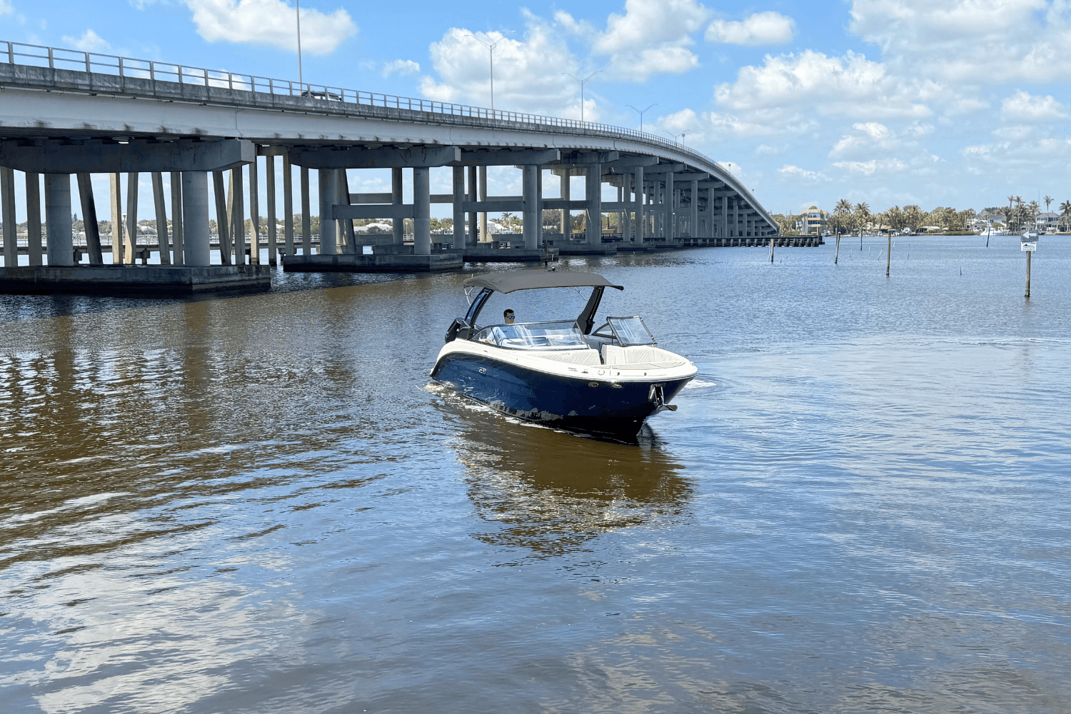 2025 Sea Ray SDX 270 Outboard for Sale in Stuart, Florida Bowrider 4