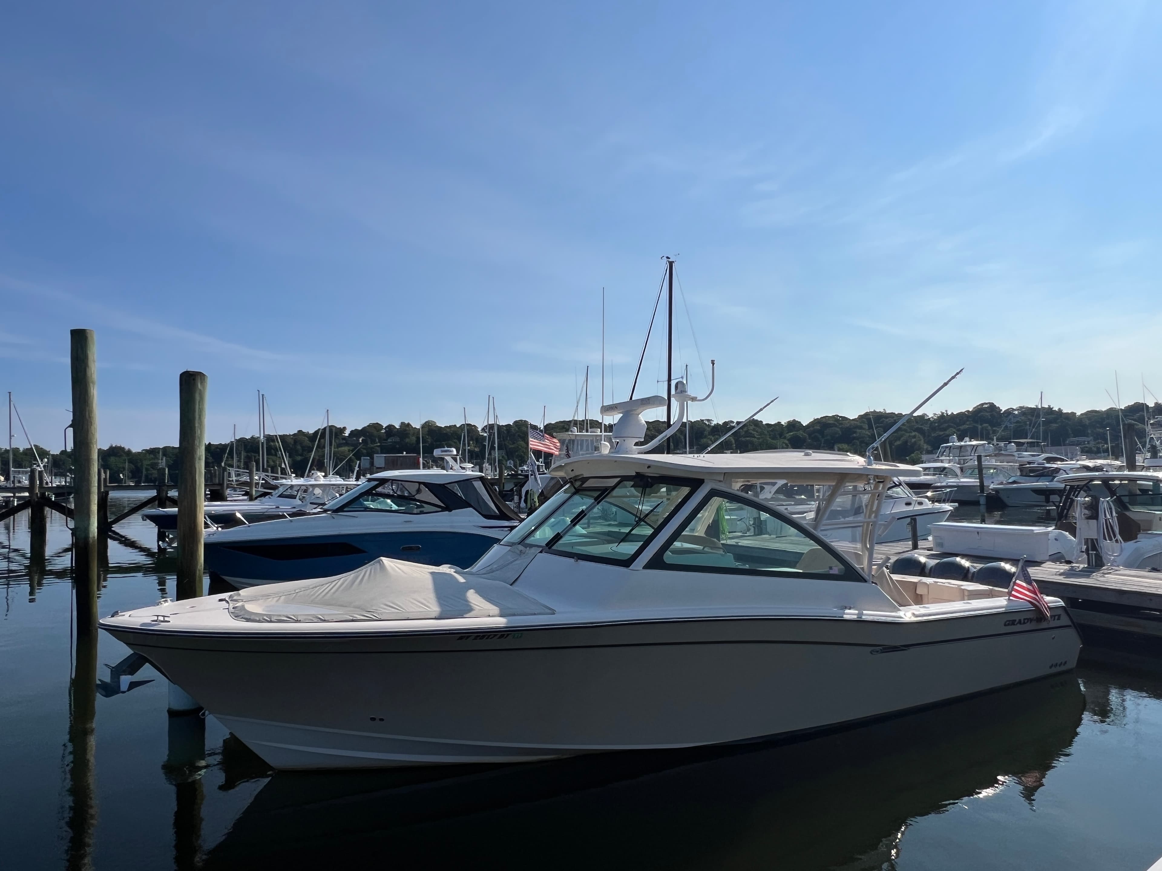 2017 Grady-White Boats Freedom 375 for Sale in Huntington, NY Bowrider 4