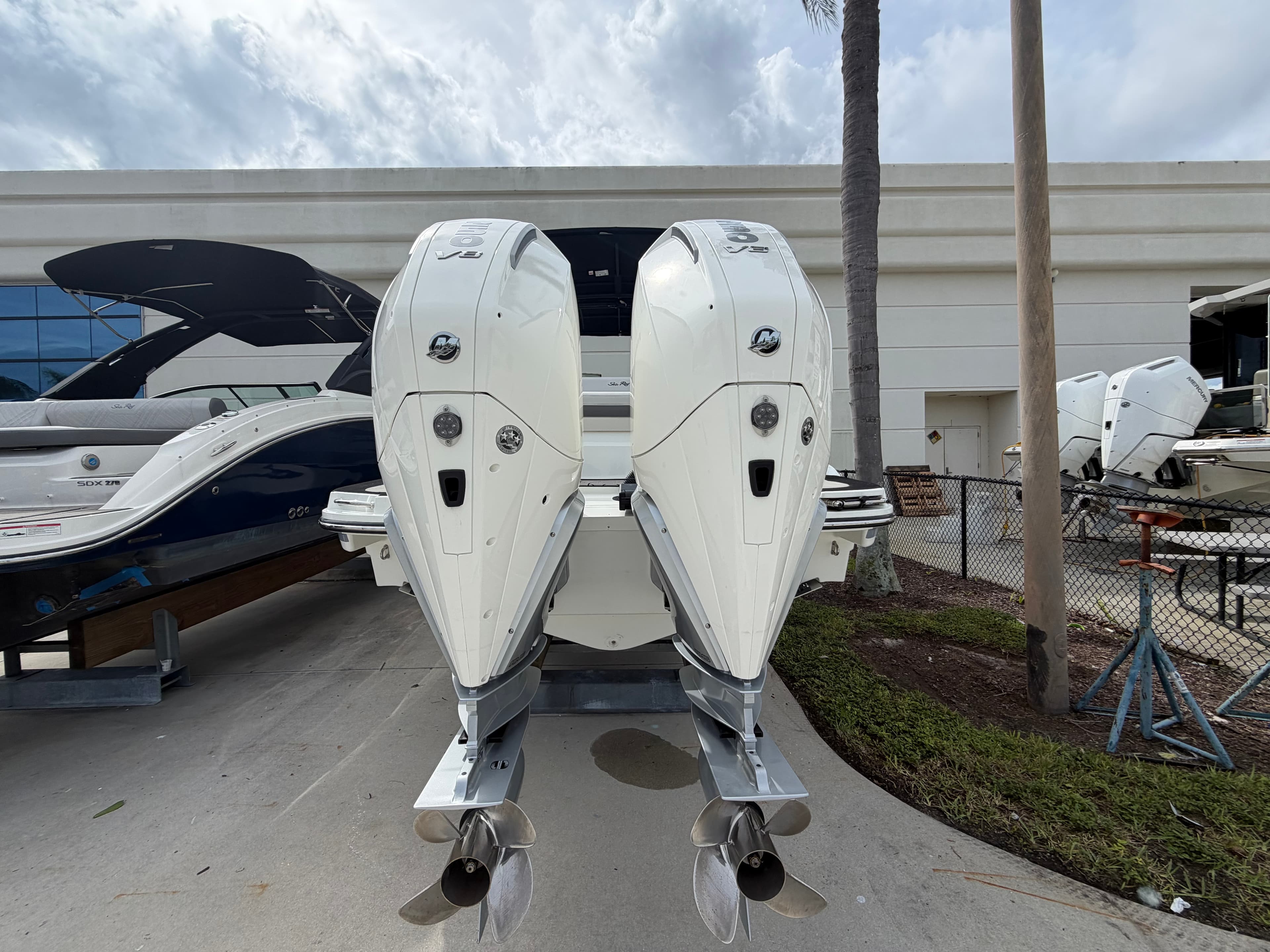 2027 Sea Ray SLX 280 Outboard for Sale in Stuart, Florida Bowrider 4