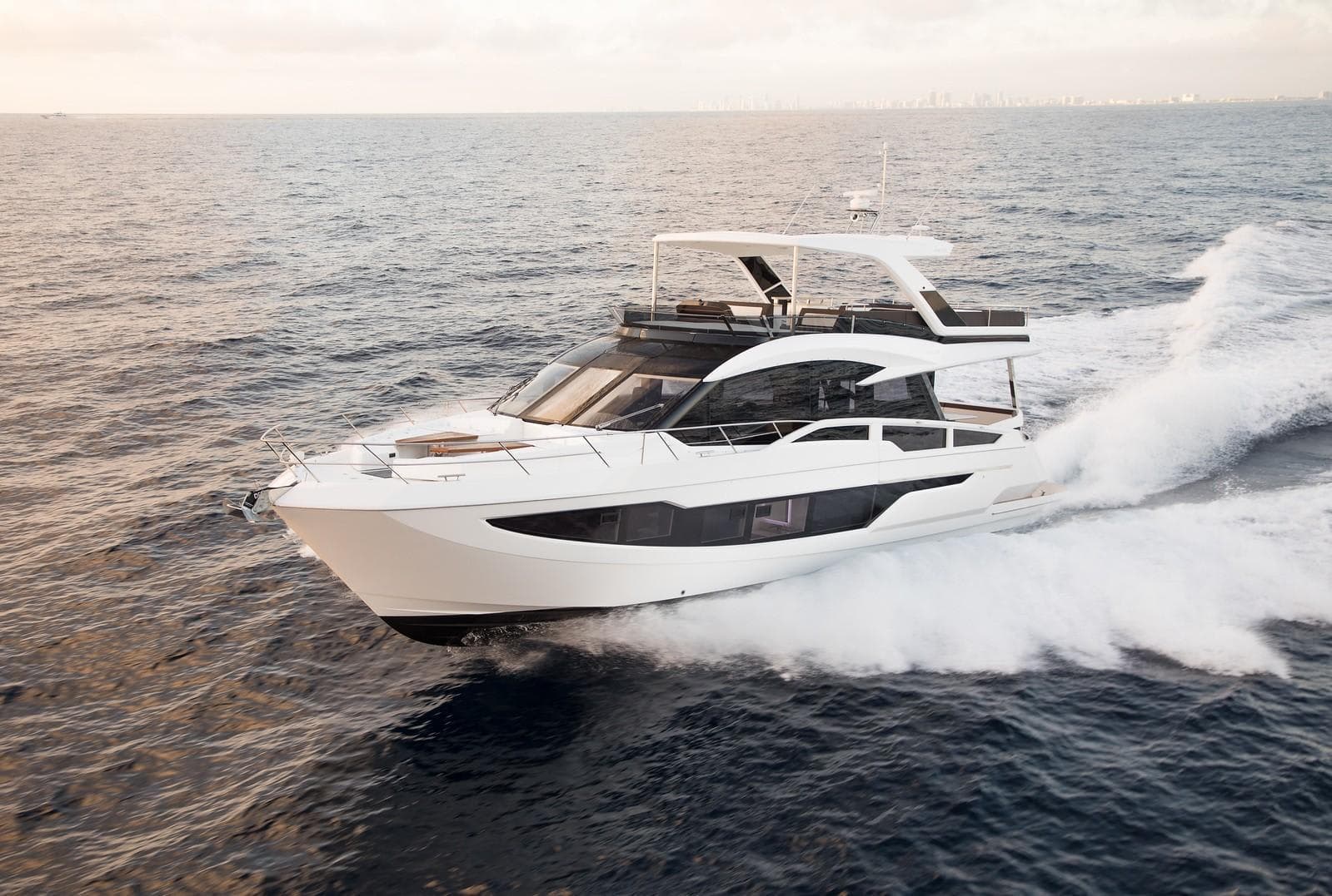 2027 Galeon Yachts 640 Fly for Sale in Fort Myers, FL Flybridge