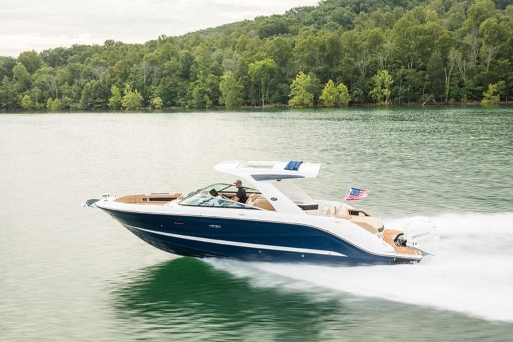 2025 Sea Ray SLX 310 Outboard for Sale in Huntington, NY Bowrider