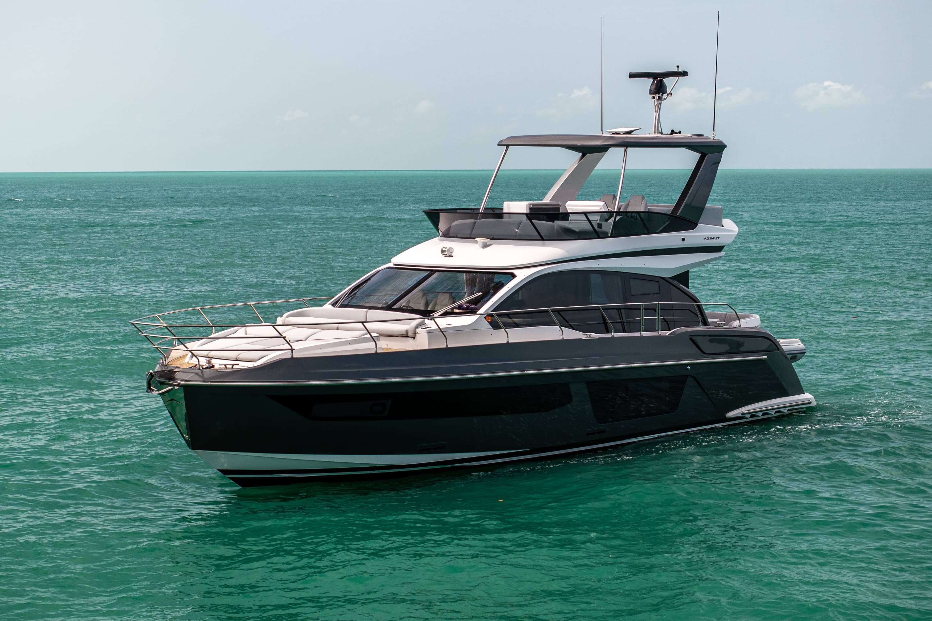 2025 Azimut Fly 53 for Sale in Fort Myers, FL Flybridge 2