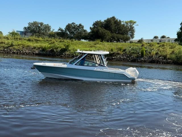 2021 Boston Whaler 280 Vantage for Sale in Venice, Florida Dual Console 2