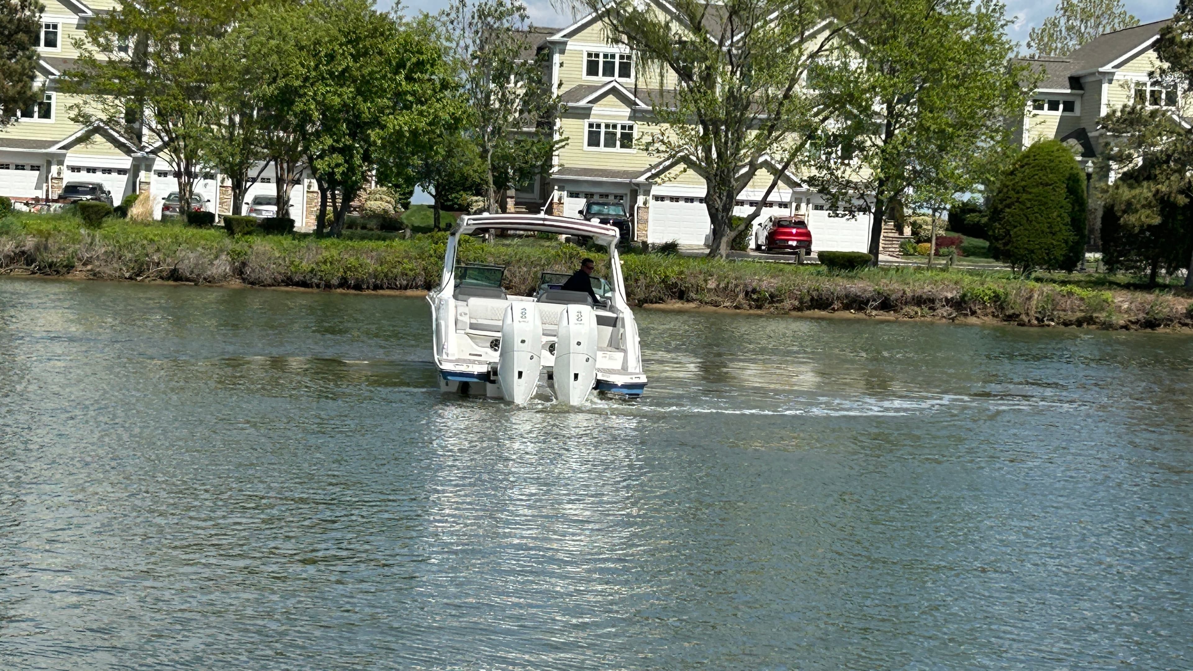 2026 Sea Ray SLX 310 Outboard for Sale in Grasonville, MD Bowrider 5