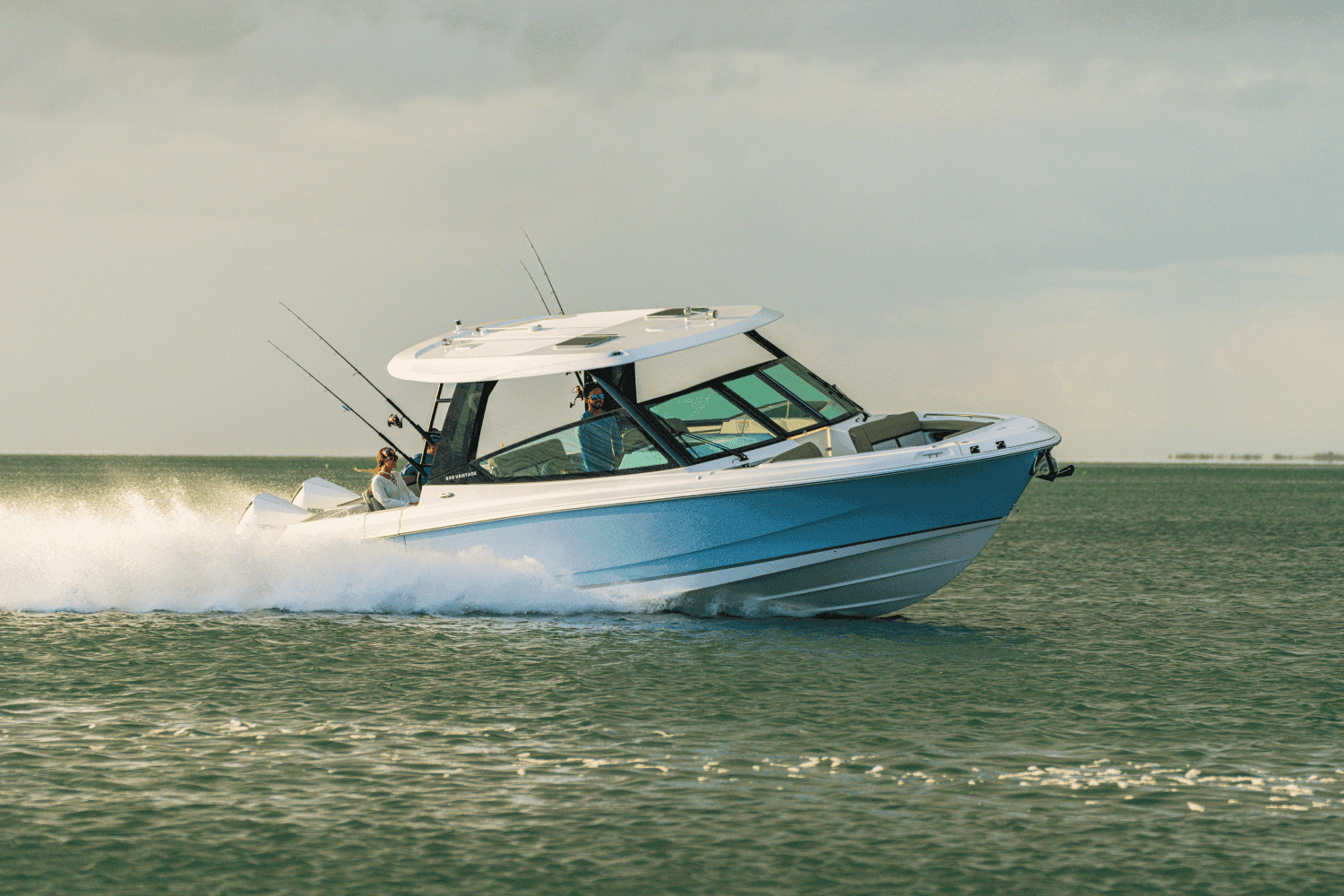 2027 Boston Whaler 330 Vantage for Sale in Key Largo, FL Dual Console 2
