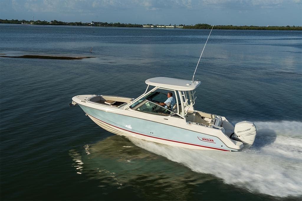 2027 Boston Whaler 240 Vantage for Sale in St Petersburg, FL Dual Console 2