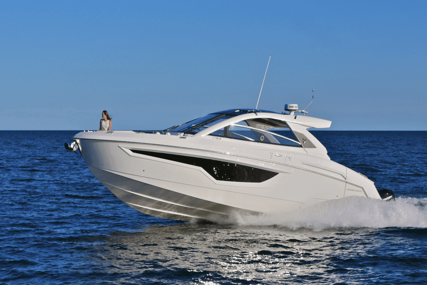 2027 Cruisers Yachts 42 GLS OB for Sale in Brick Township, New Jersey Bowrider 2