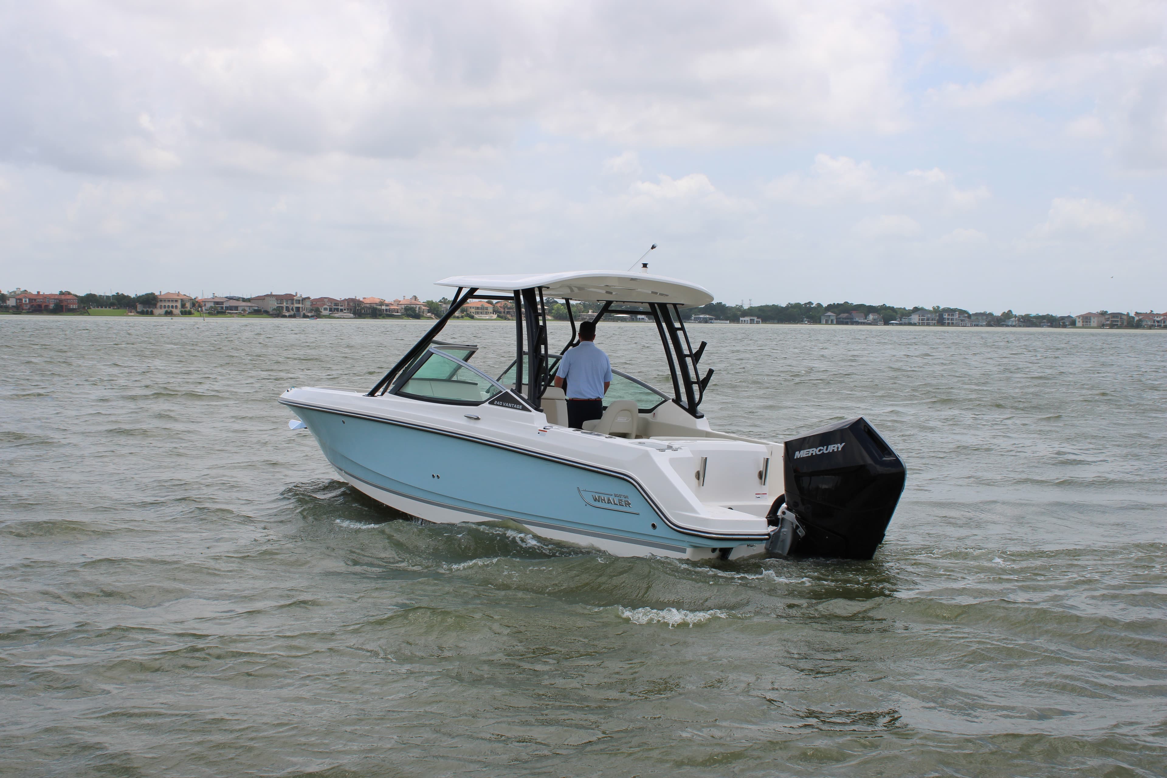 2026 Boston Whaler 240 Vantage for Sale in Seabrook, TX Dual Console 4