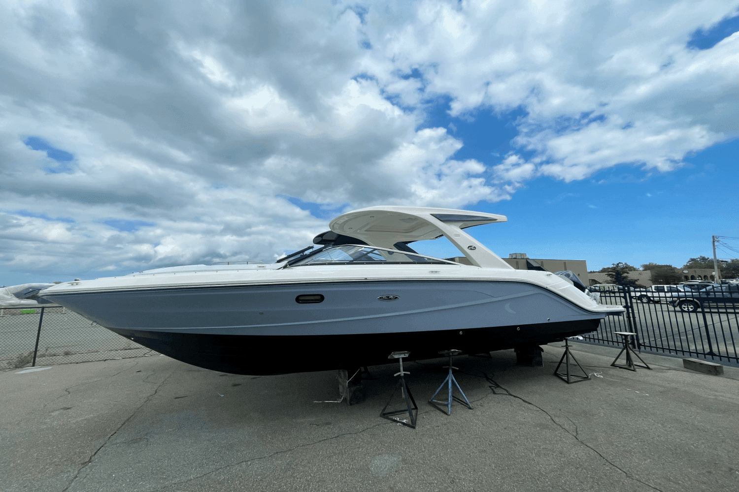 2026 Sea Ray SLX 310 Outboard for Sale in Danvers, Massachusetts Bowrider