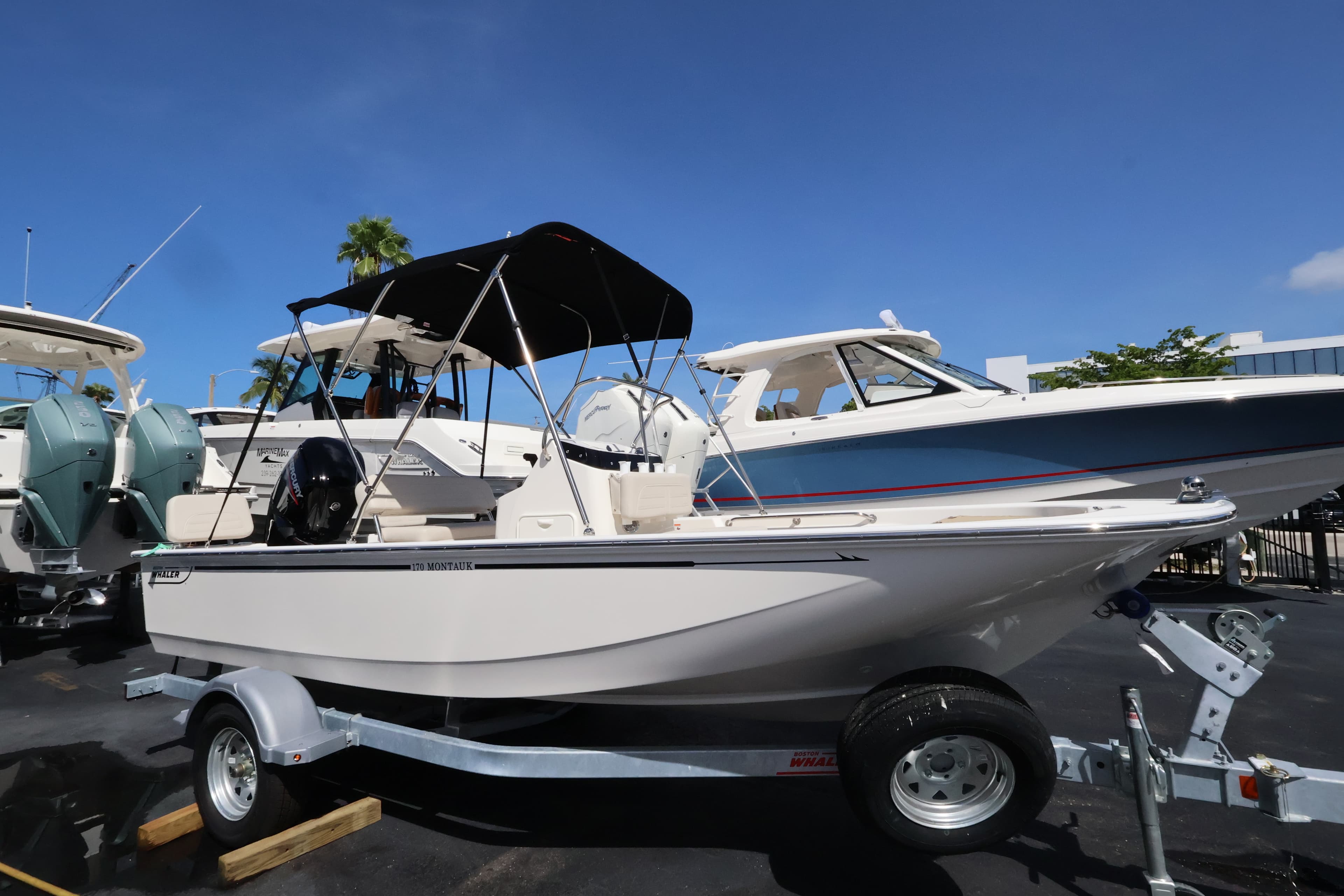 2027 Boston Whaler 170 Montauk for Sale in Naples, Florida Center Console
