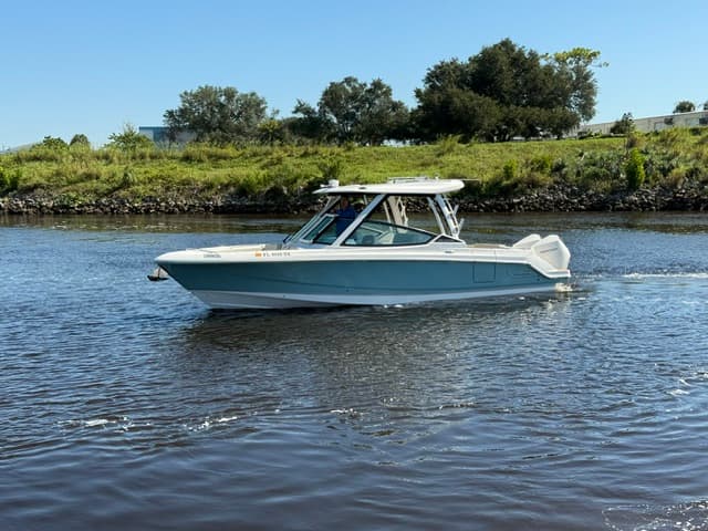 2021 Boston Whaler 280 Vantage for Sale in Venice, Florida Dual Console
