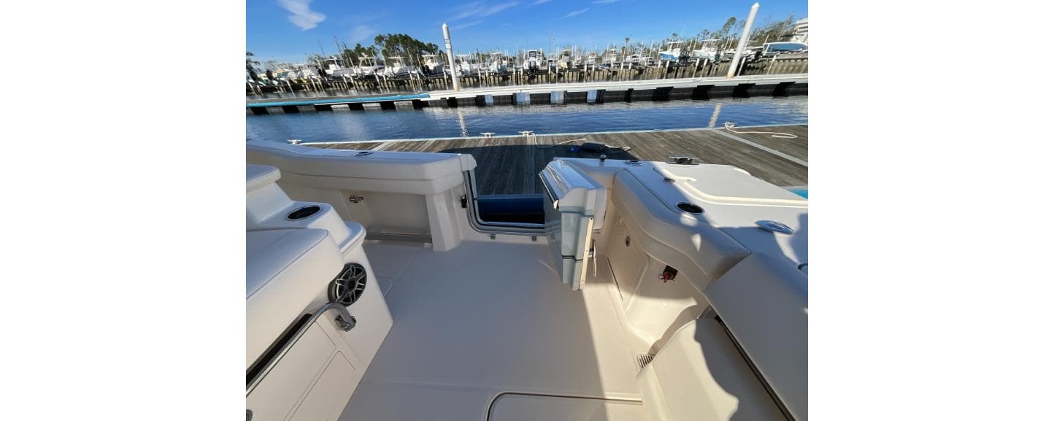 2026 Grady-White Boats Canyon 386 for Sale in Jacksonville Beach, Florida Center Console 4