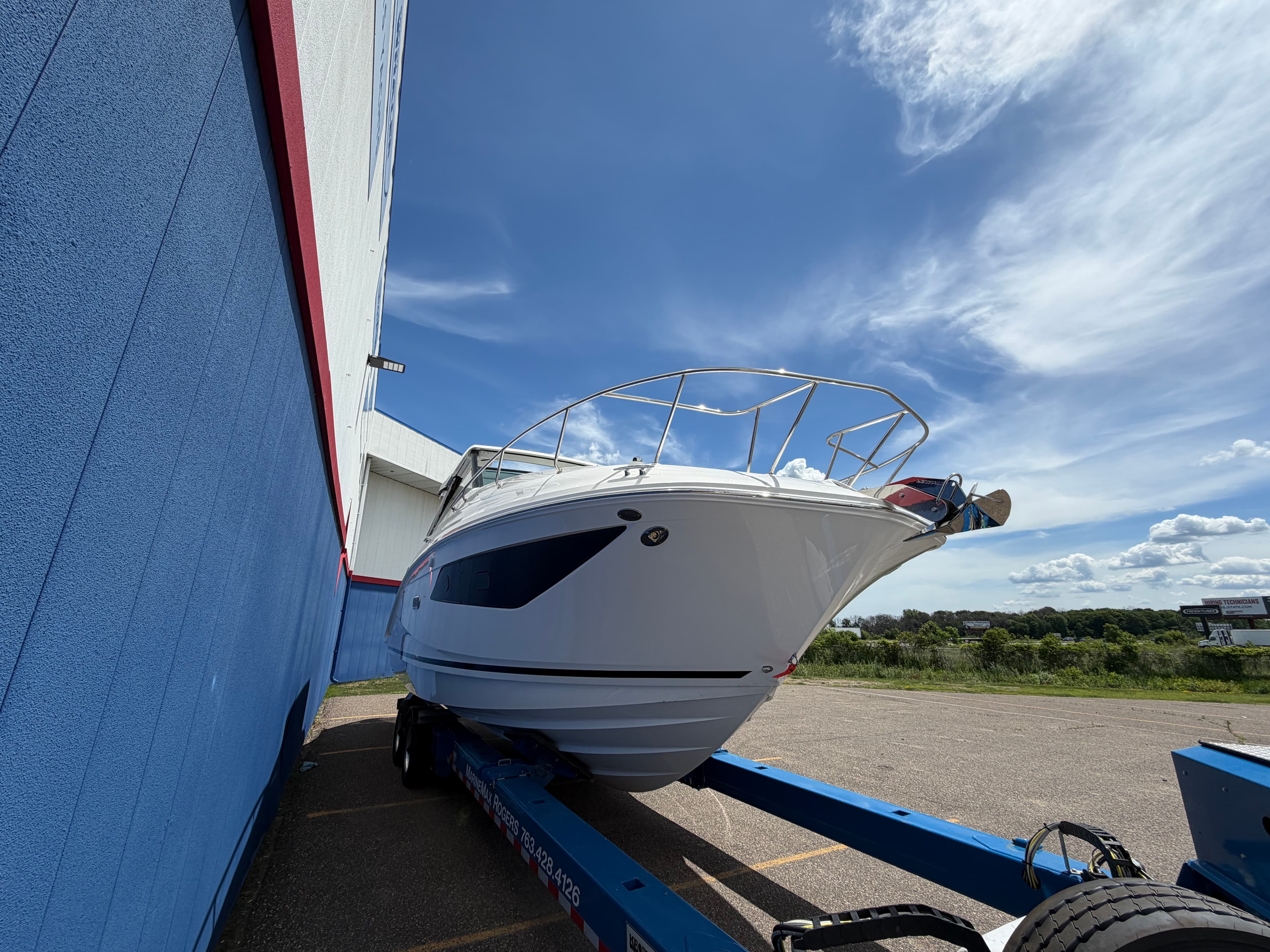 2026 Sea Ray Sundancer 320 for Sale in Rogers, MN Express Cruiser 2