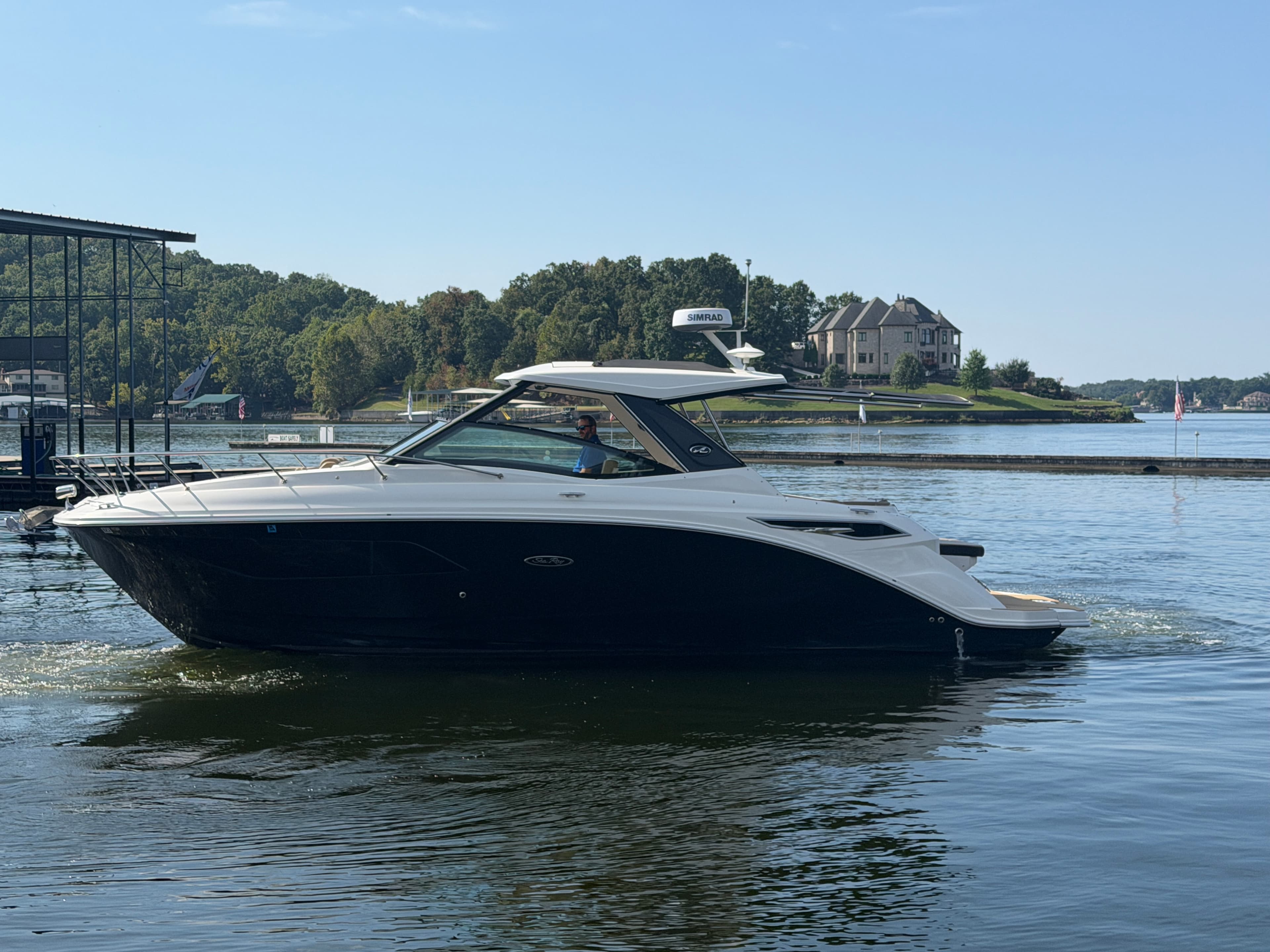 2020 Sea Ray Sundancer 320 for Sale in Lake Ozark, MO Express Cruiser 2