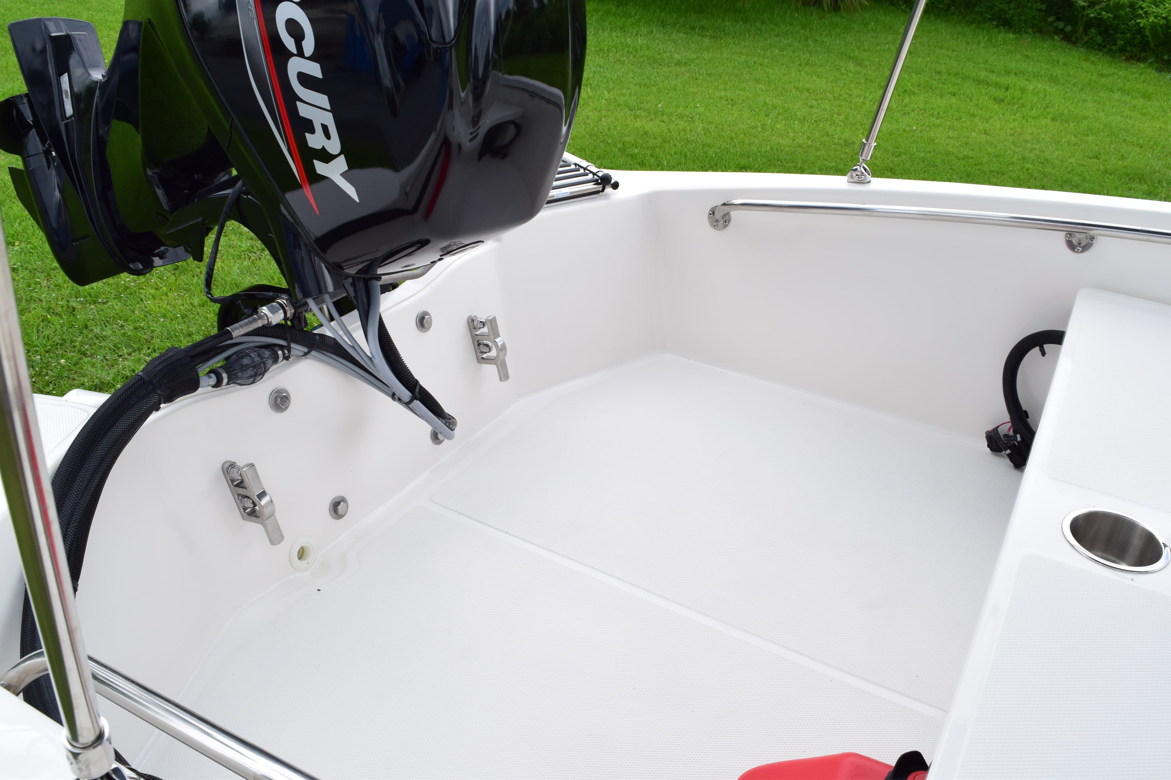 2026 Boston Whaler 130 Super Sport for Sale in Thunderbolt, GA Bowrider 4