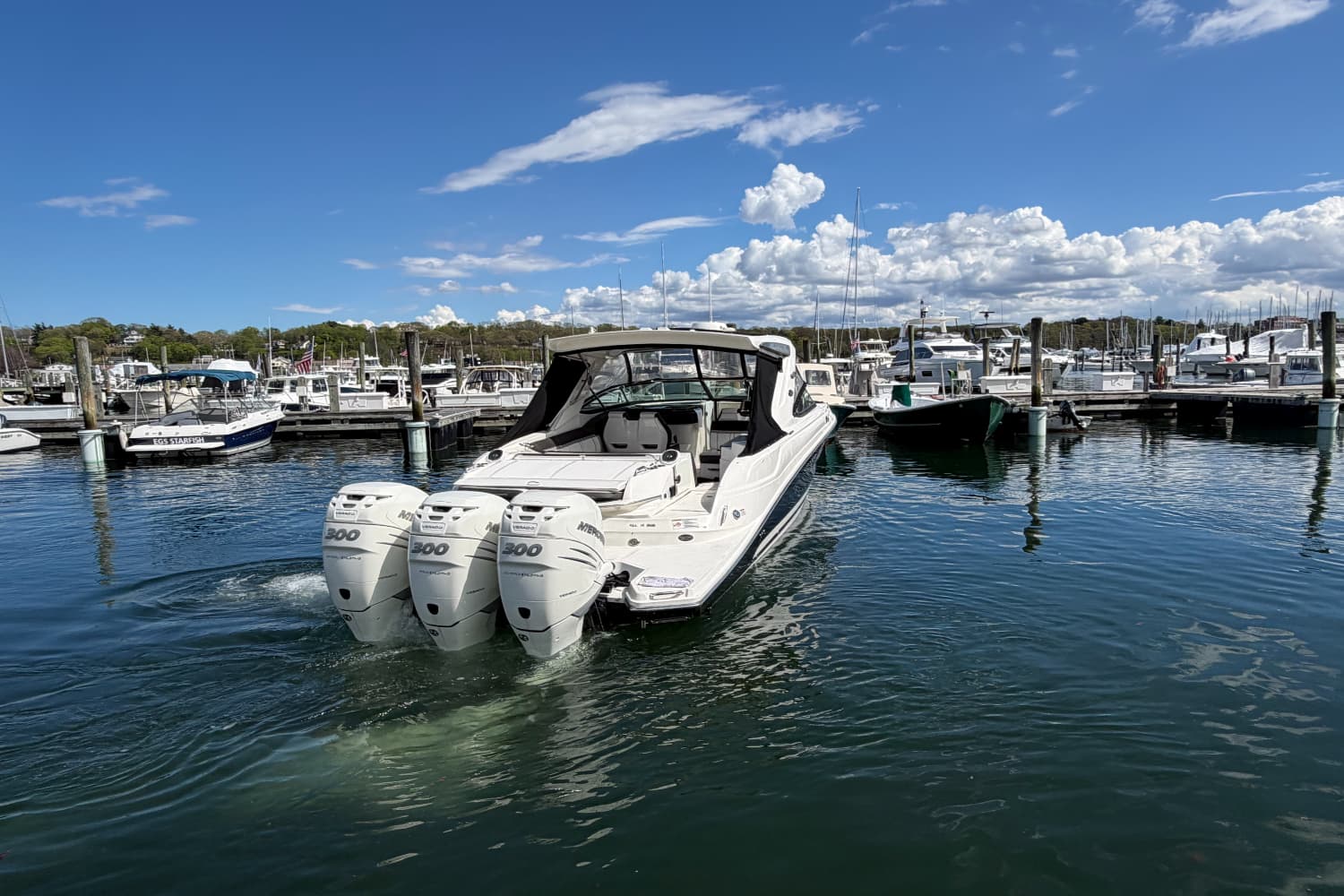 2017 Sea Ray SLX 350 Outboard for Sale in Huntington, NY Bowrider 3