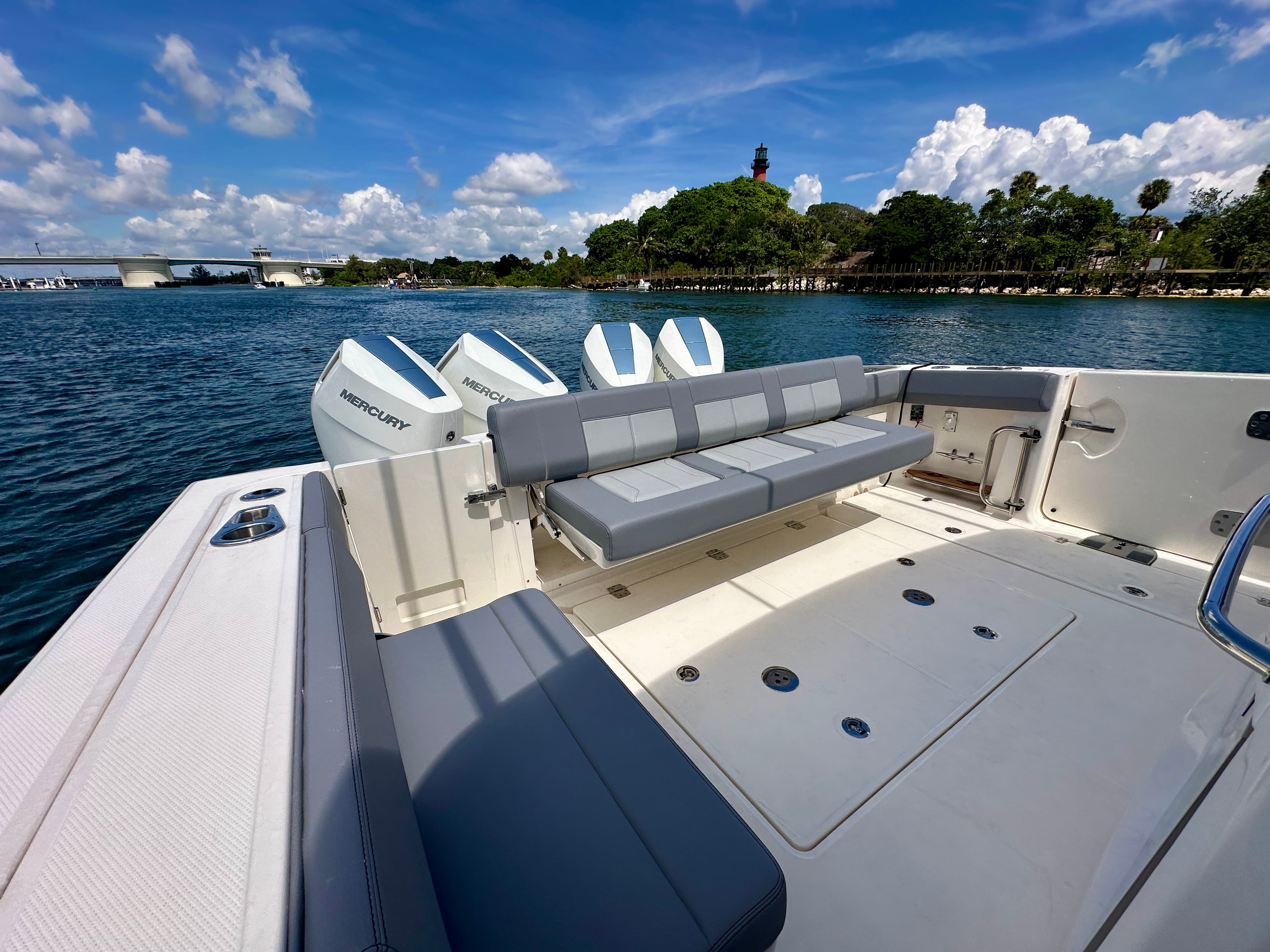 2026 Boston Whaler 420 Outrage for Sale in Jupiter, Florida Sport Fishing 4