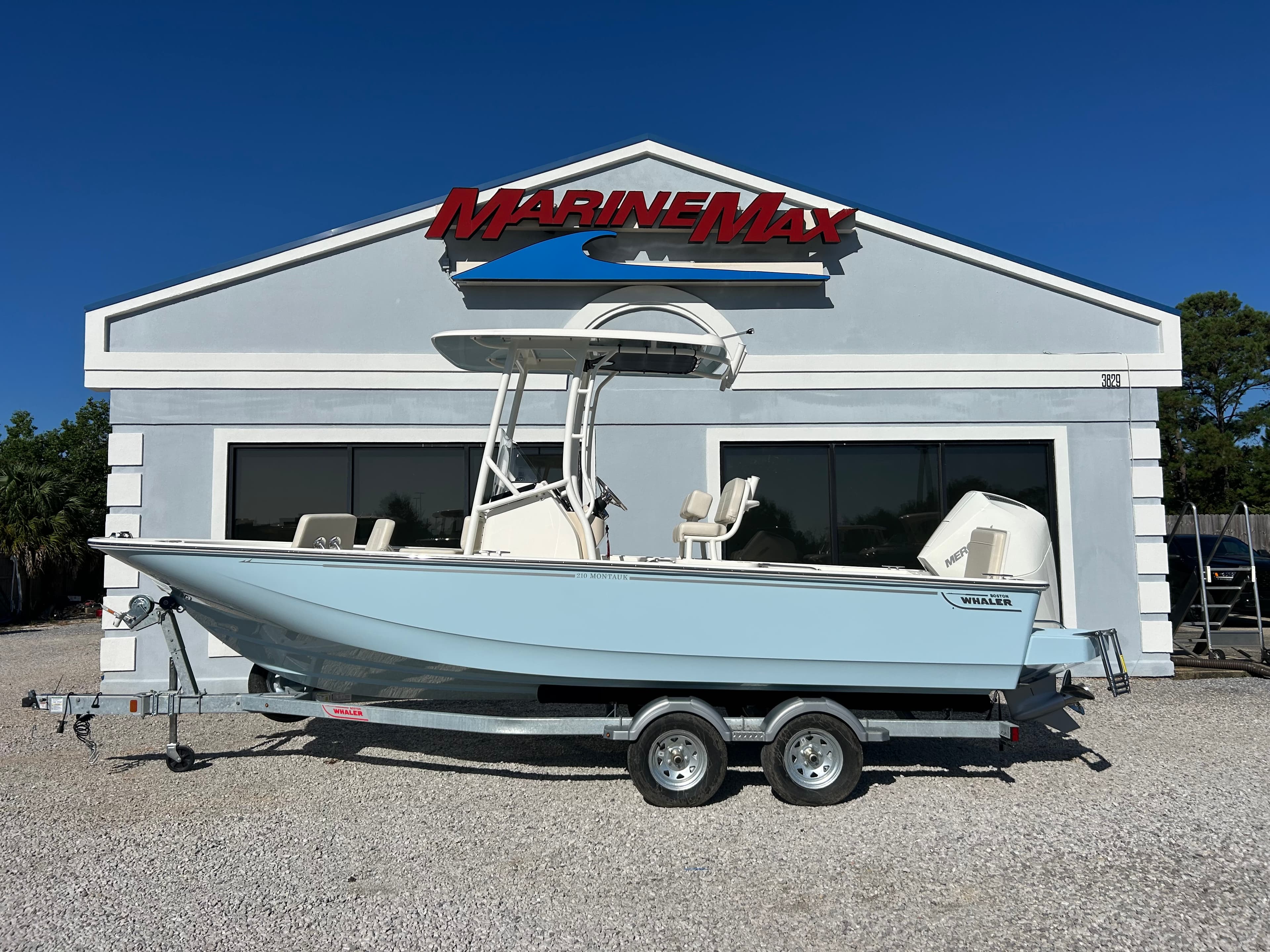 2027 Boston Whaler 210 Montauk for Sale in Gulf Shores, AL Center Console