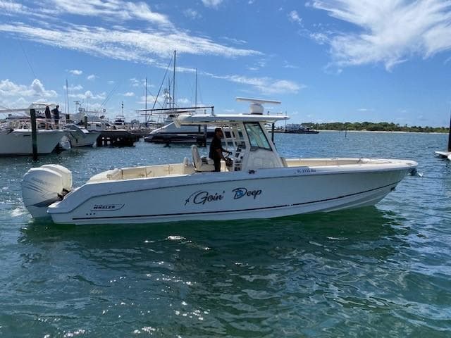 2019 Boston Whaler 330 Outrage for Sale in Pompano Beach, FL Center Console 2