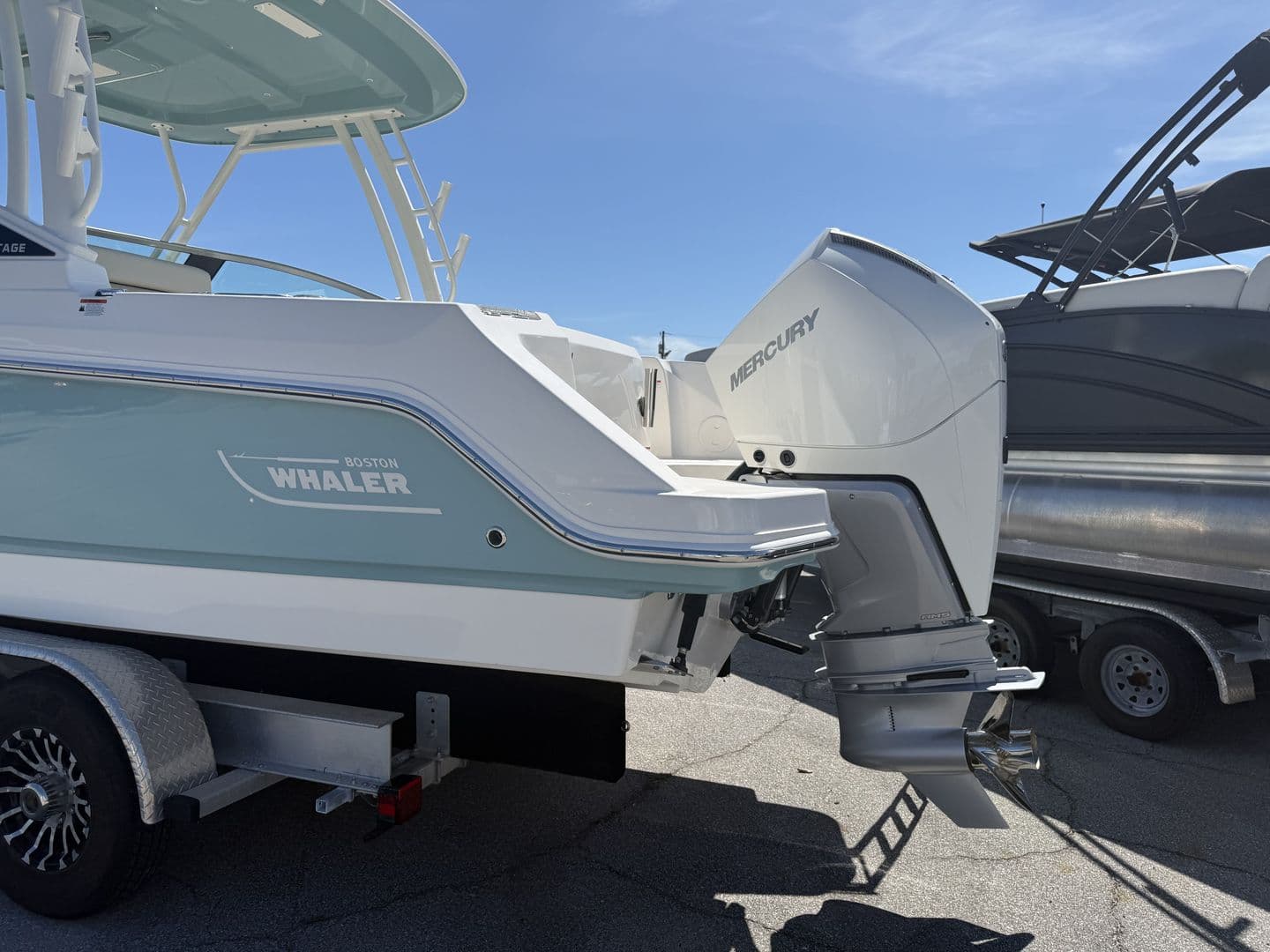 2026 Boston Whaler 240 Vantage for Sale in Fort Walton Beach, Florida Dual Console 5