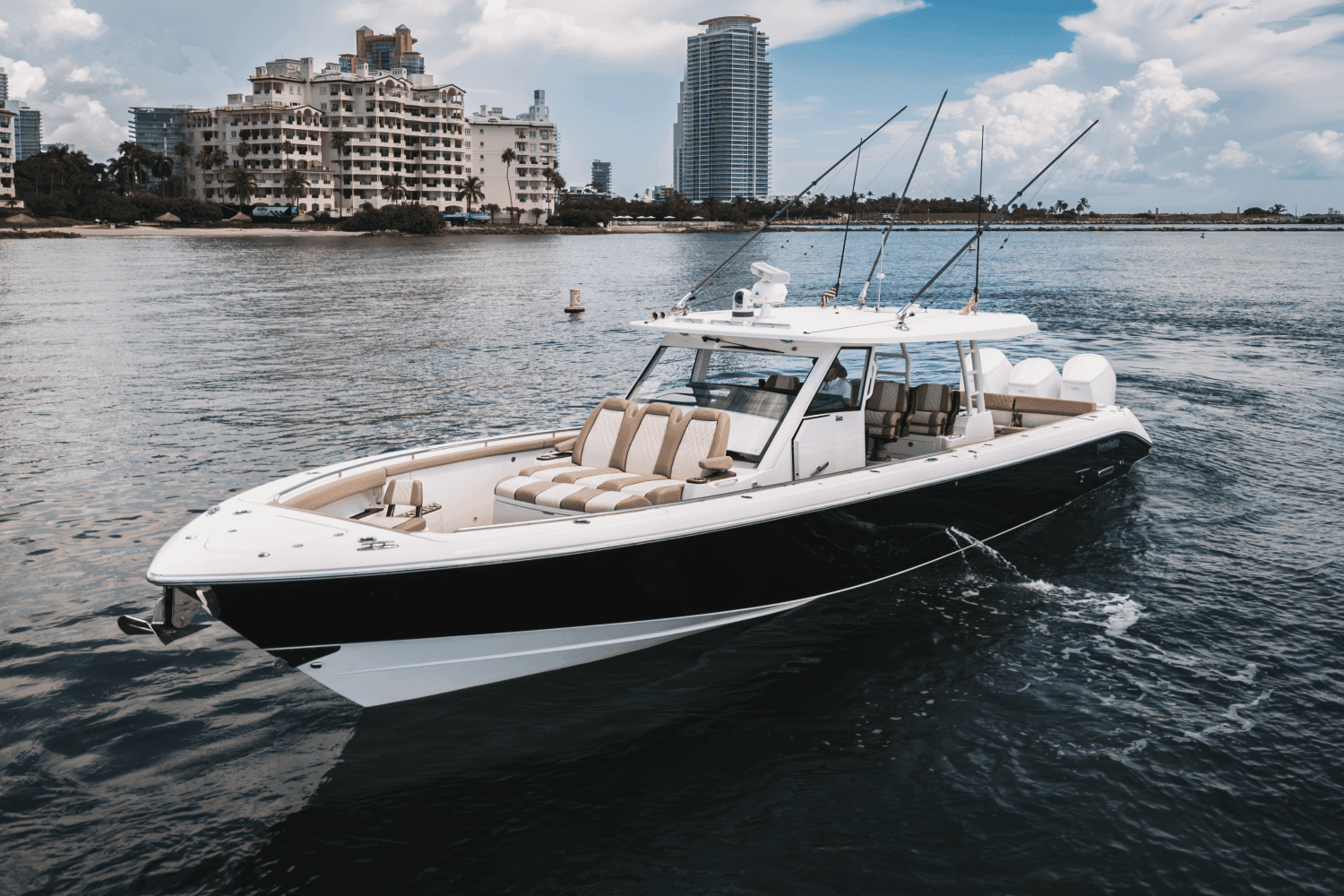 2023 Everglades Boats 455CC for Sale in Miami Beach, FL Center Console