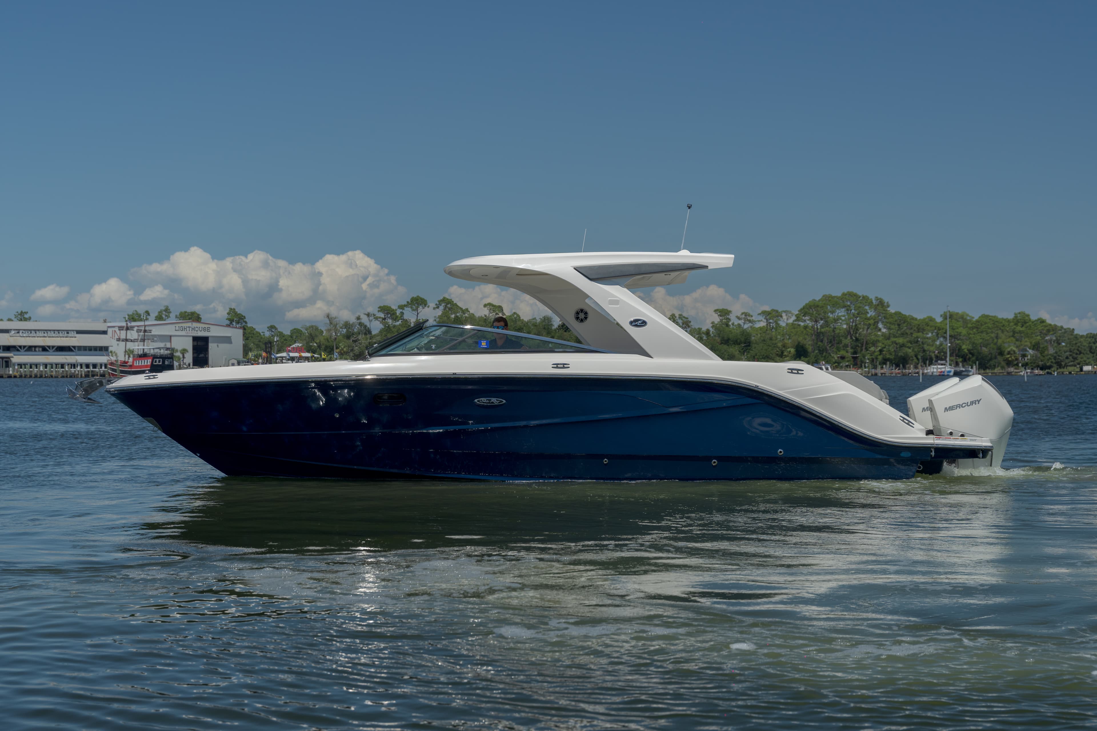 2021 Sea Ray SLX 310 Outboard for Sale in Panama City, FL Bowrider