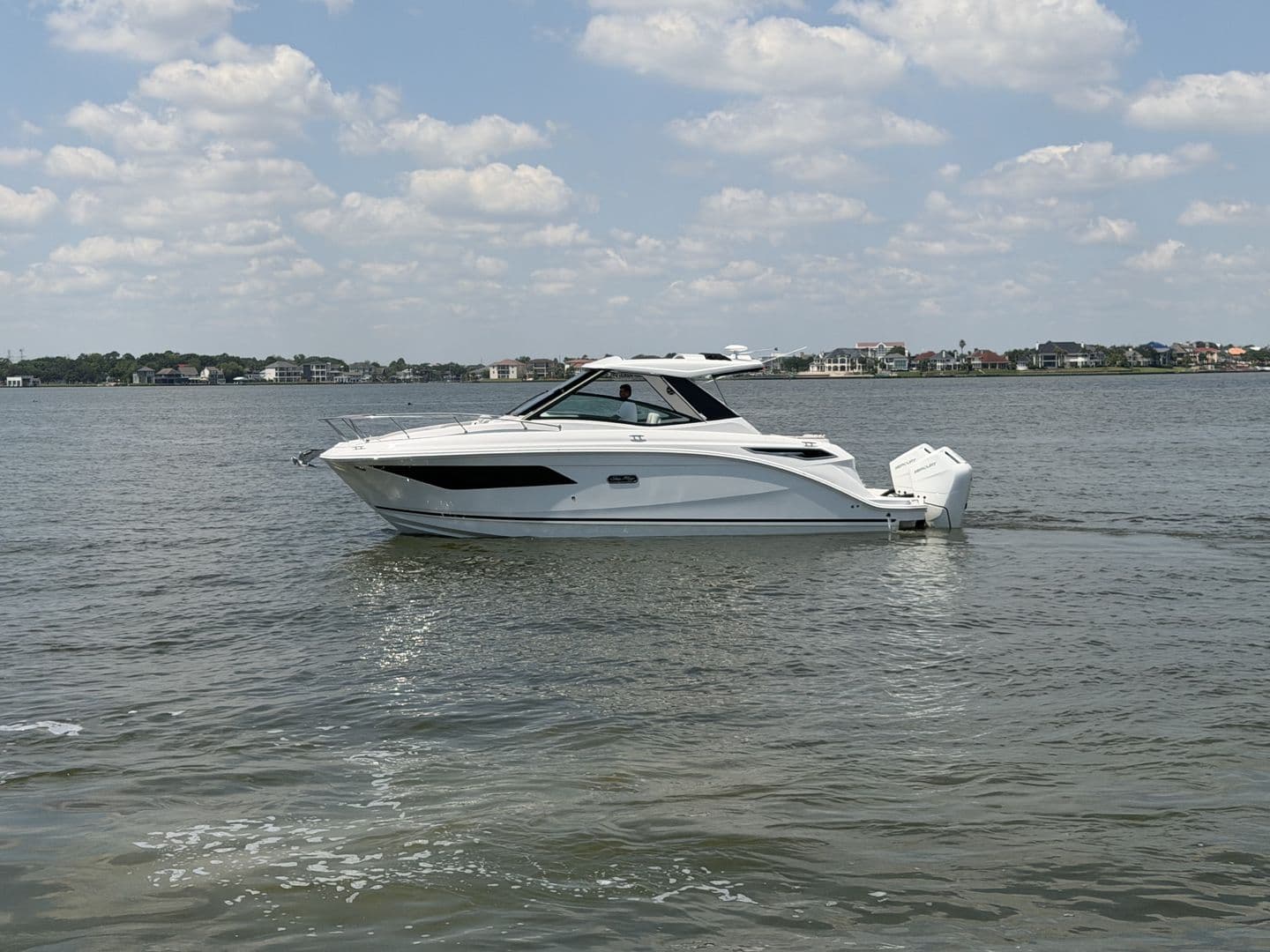 2026 Sea Ray Sundancer 320 Outboard for Sale in Seabrook, TX Express Cruiser 5