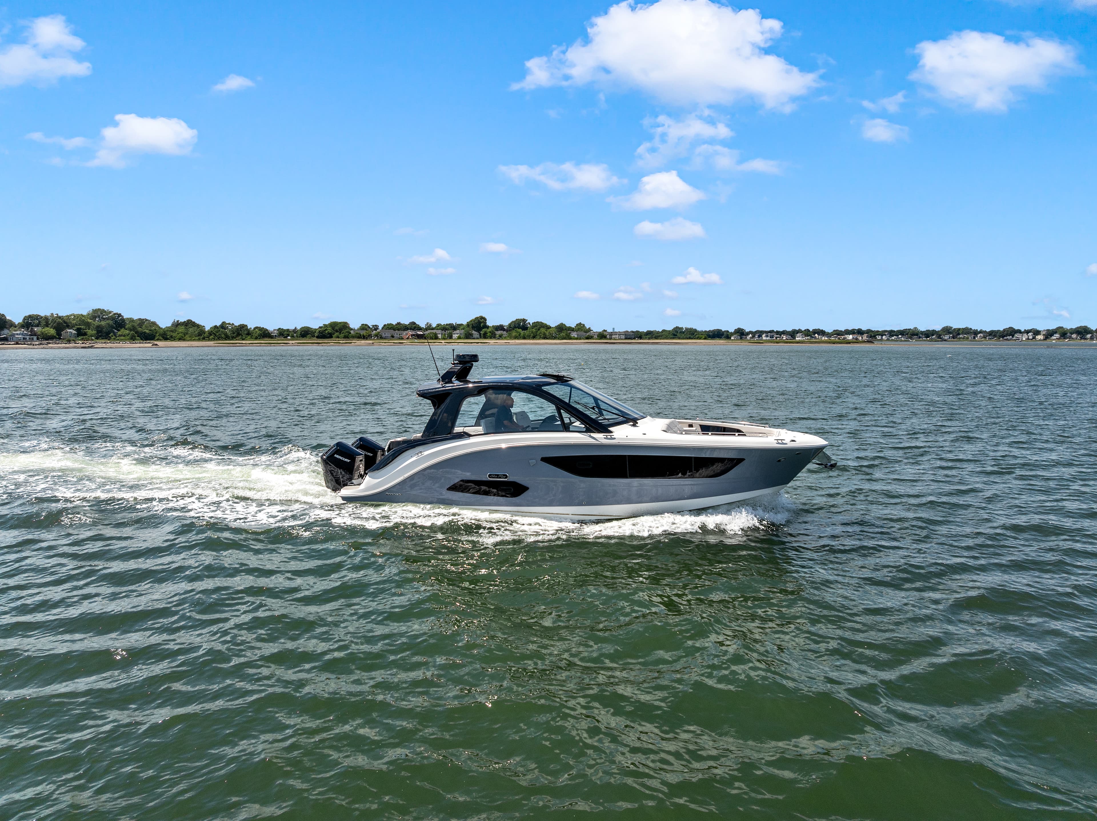 2026 Sea Ray Sundancer 370 Outboard for Sale in Quincy, MA Bowrider