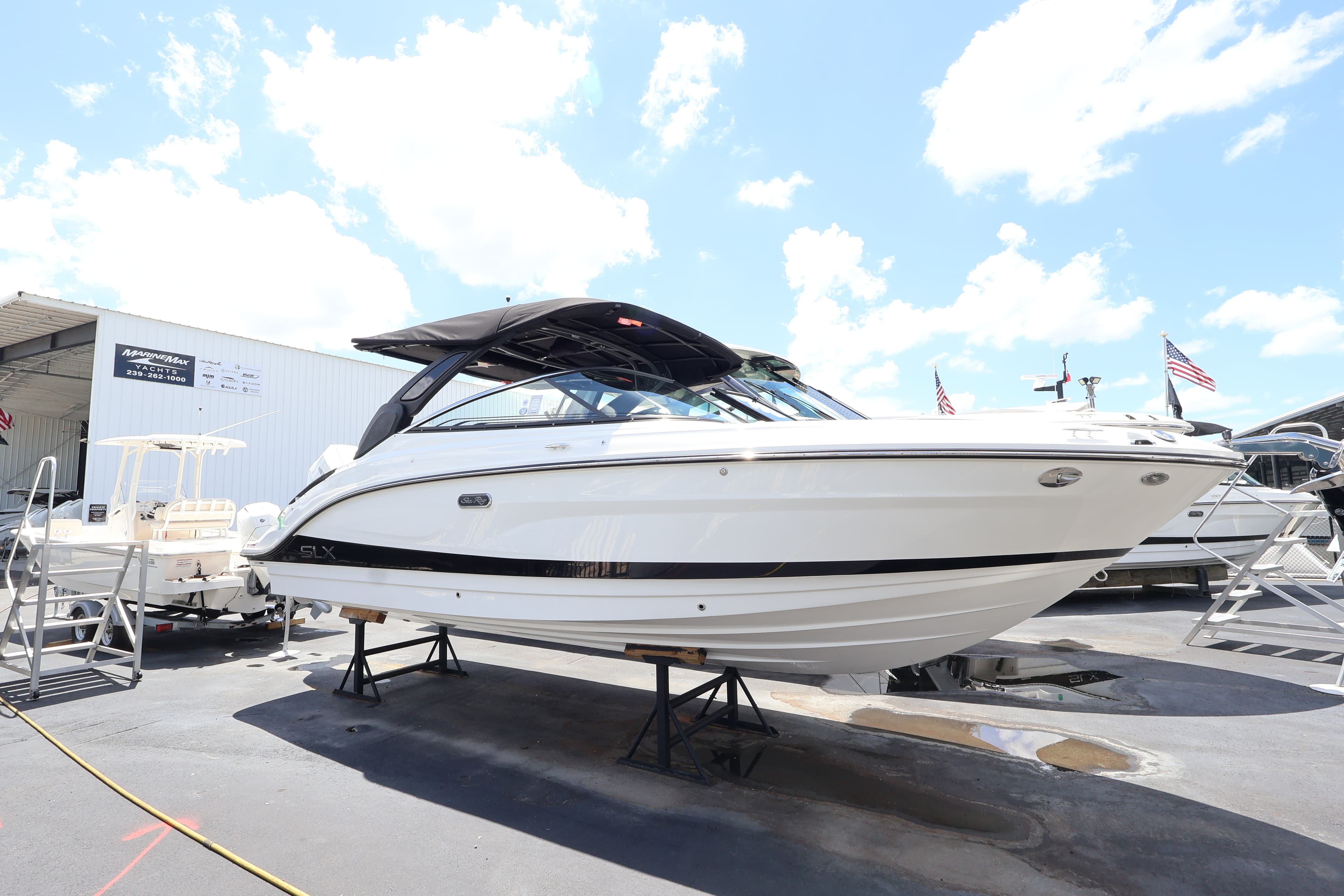 2027 Sea Ray SLX 260 Outboard for Sale in Naples, Florida Bowrider 4
