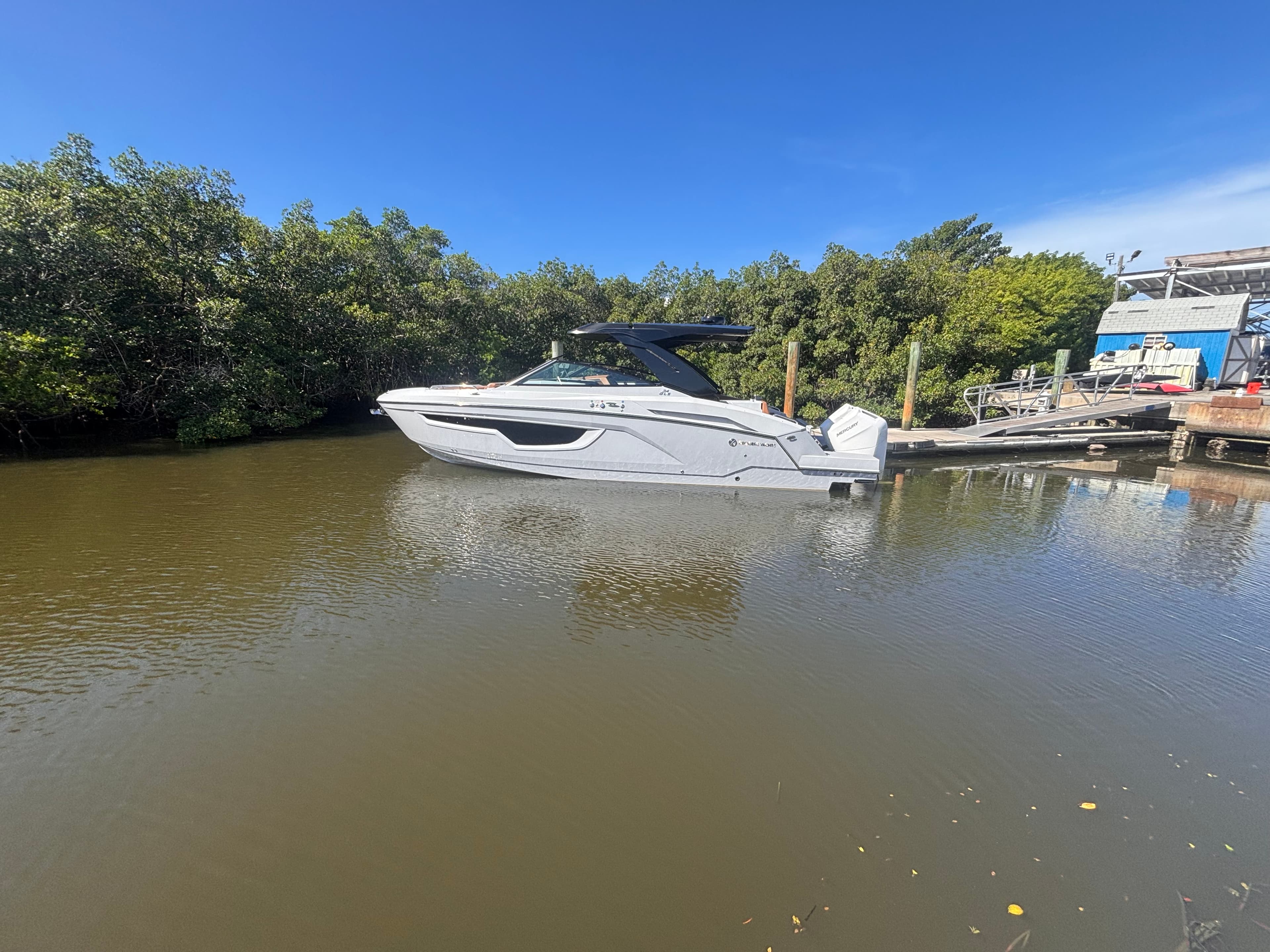 2024 Cruisers Yachts 34 GLS OB for Sale in Clearwater, Florida Sport Cruiser 2